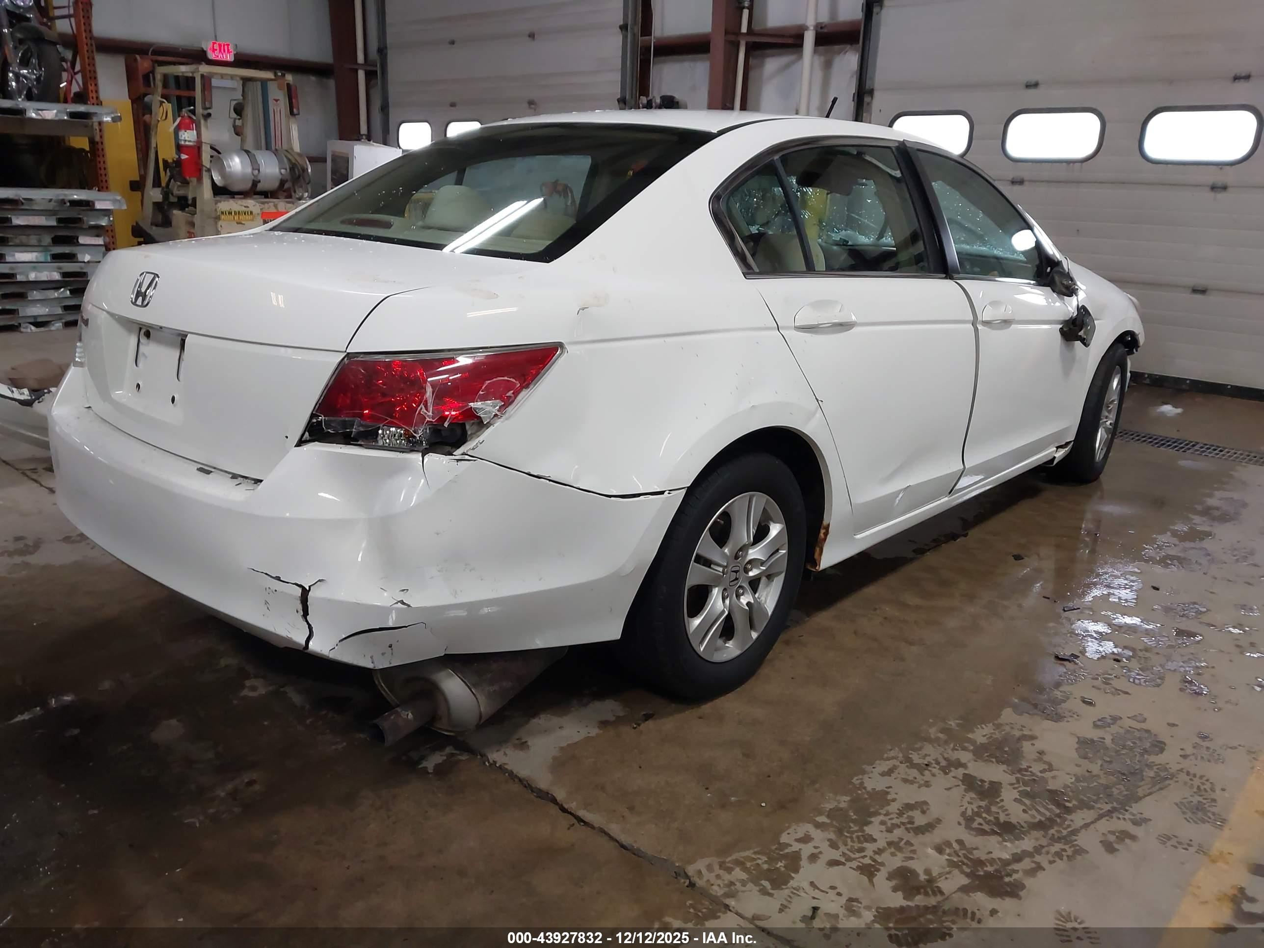 HONDA ACCORD image 4