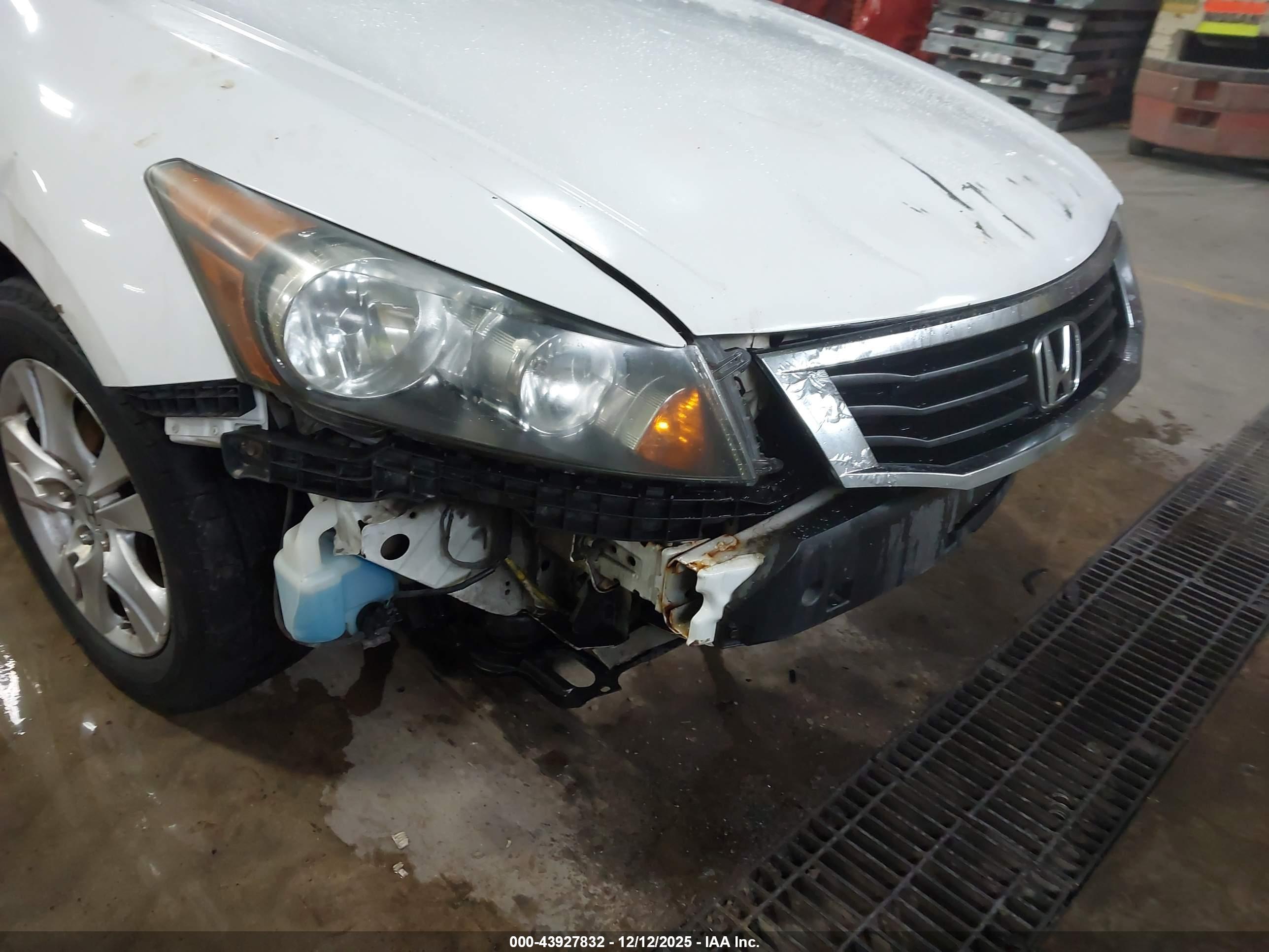 HONDA ACCORD image 6