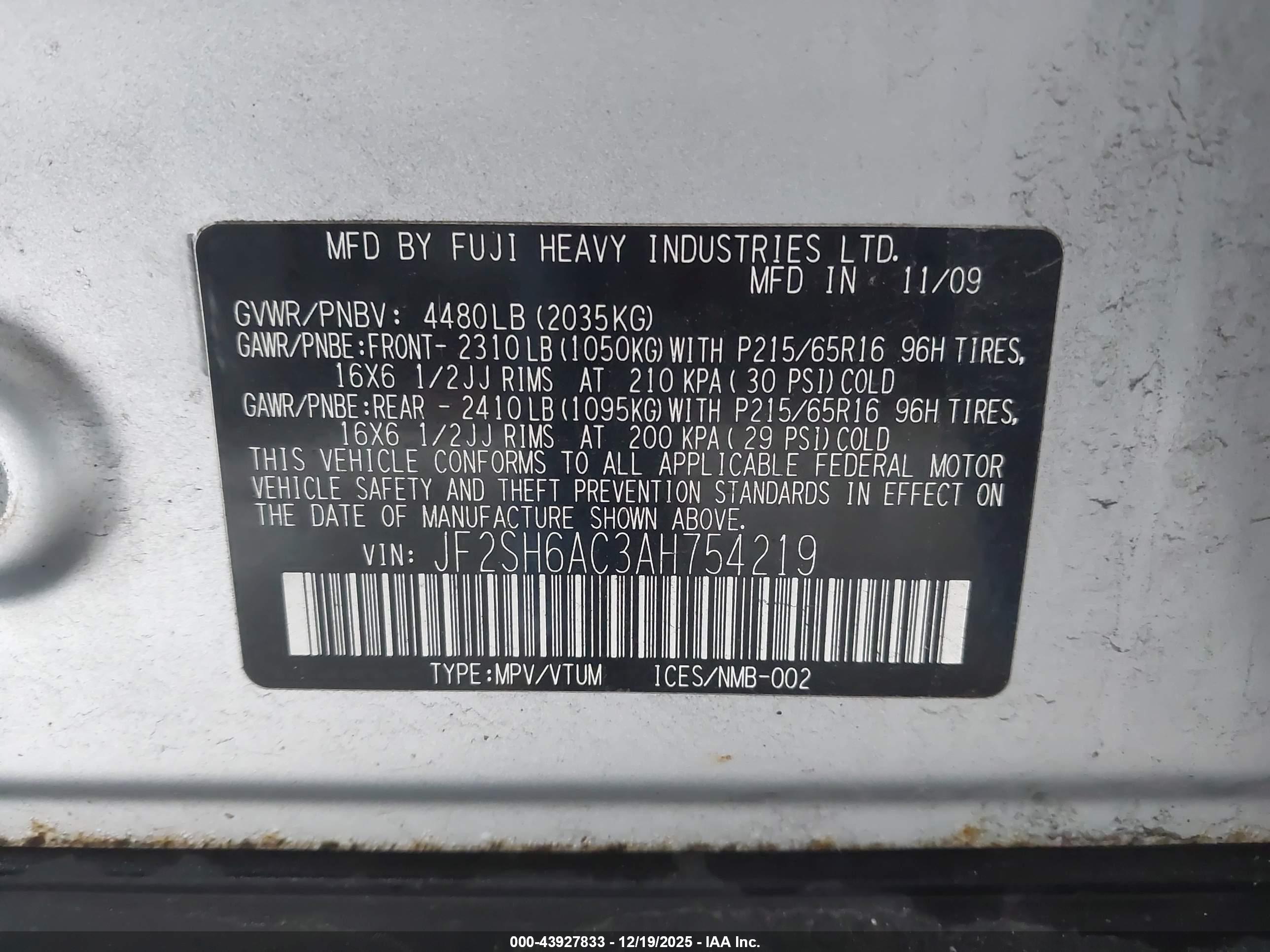 SUBARU FORESTER image 9