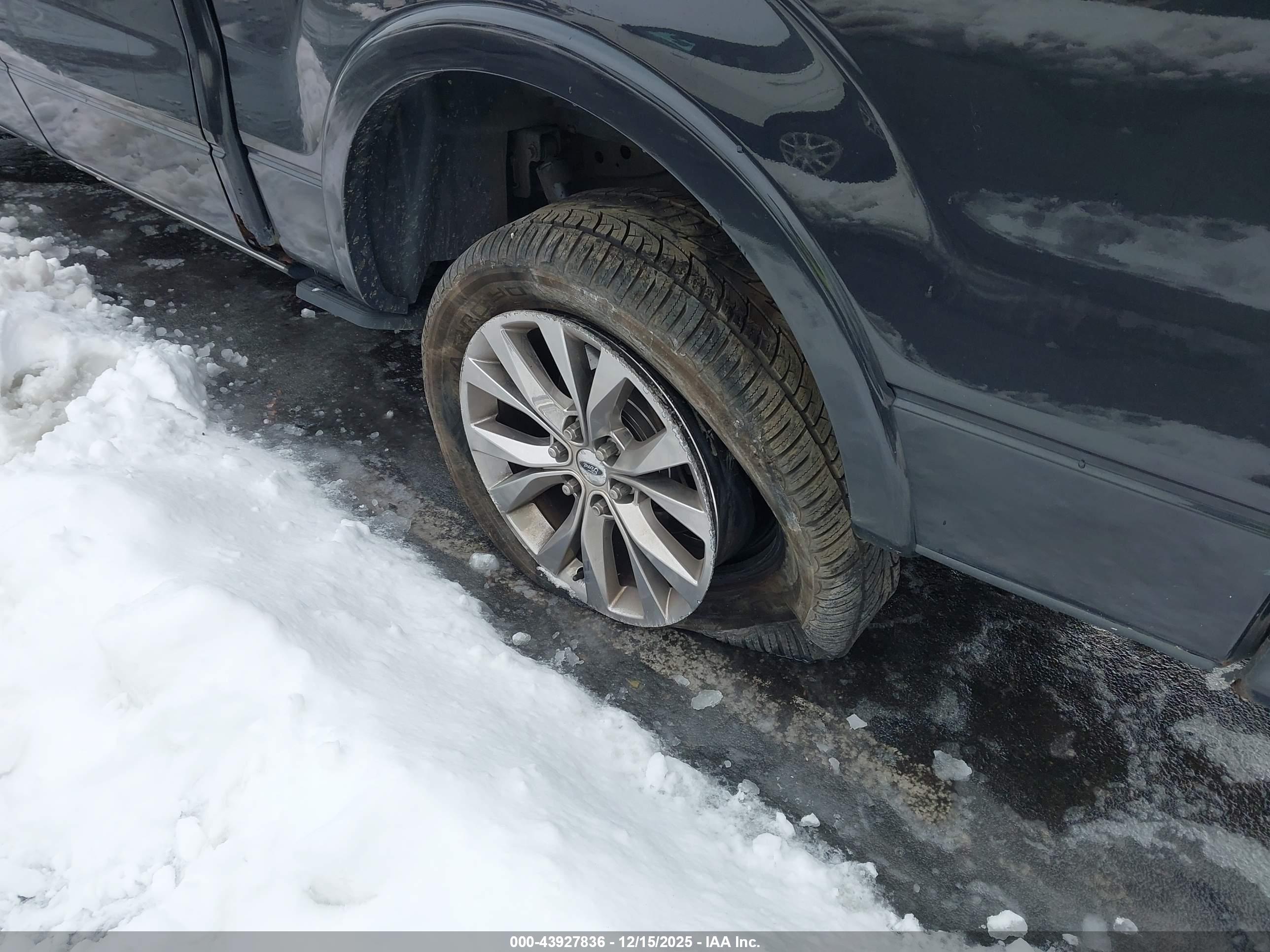 FORD F-150 image 6