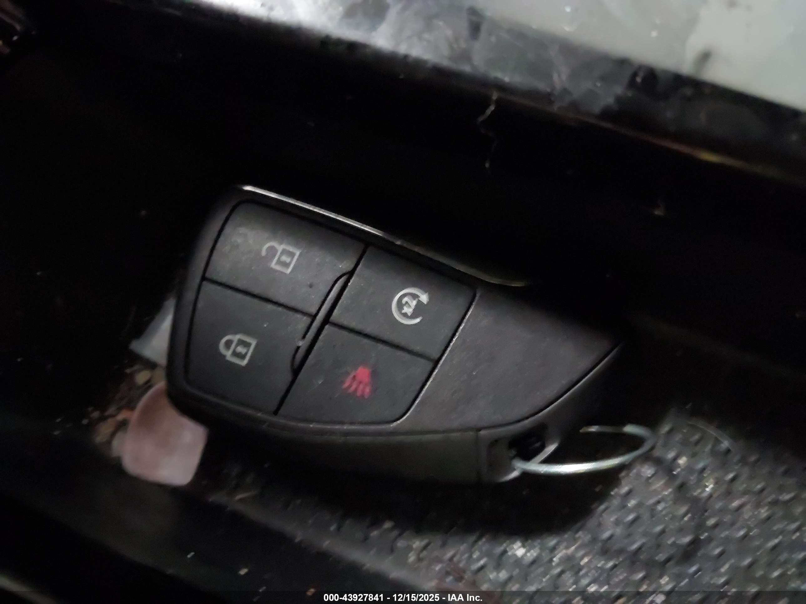 CHEVROLET EQUINOX image 11