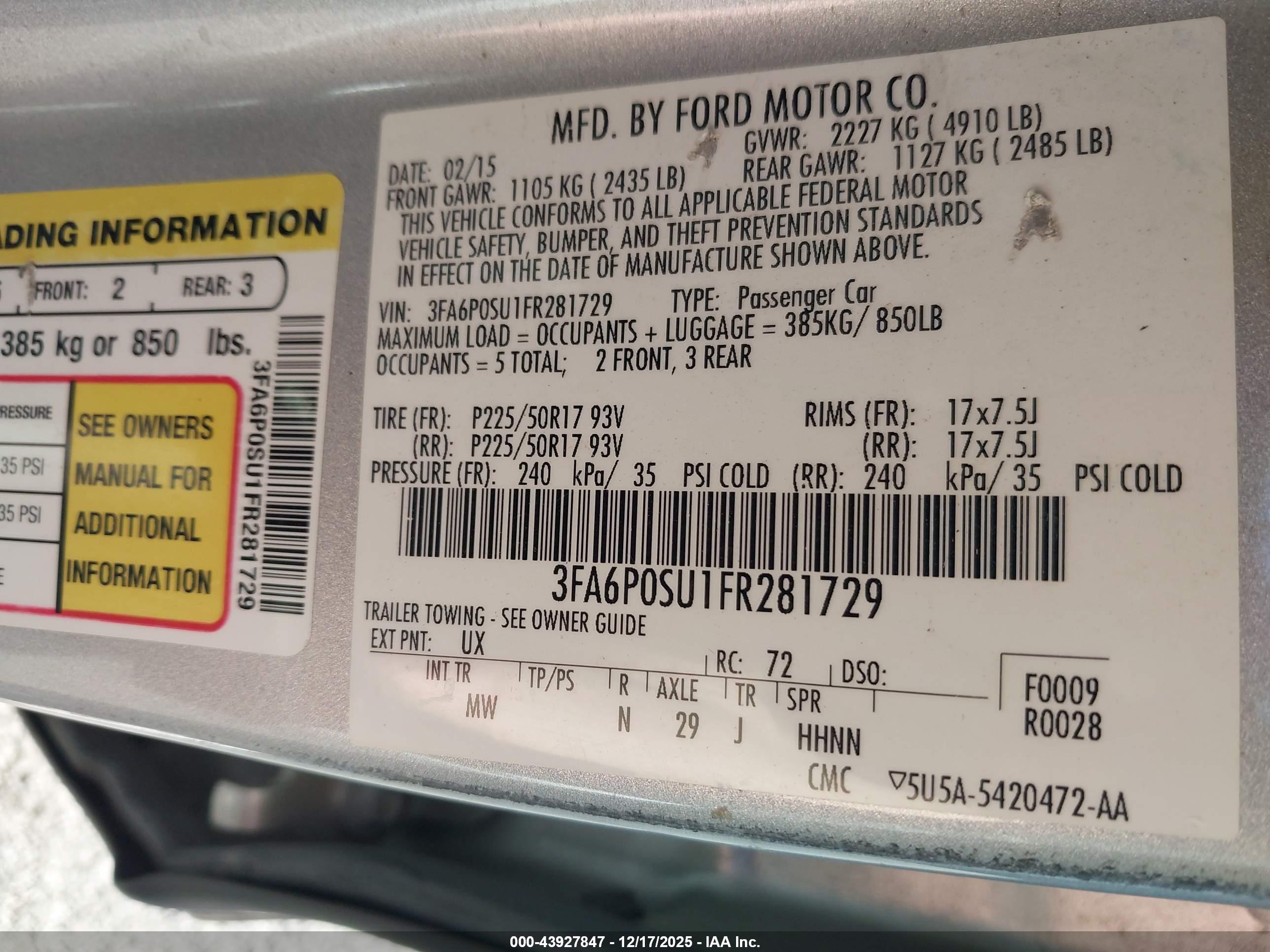 FORD FUSION image 9