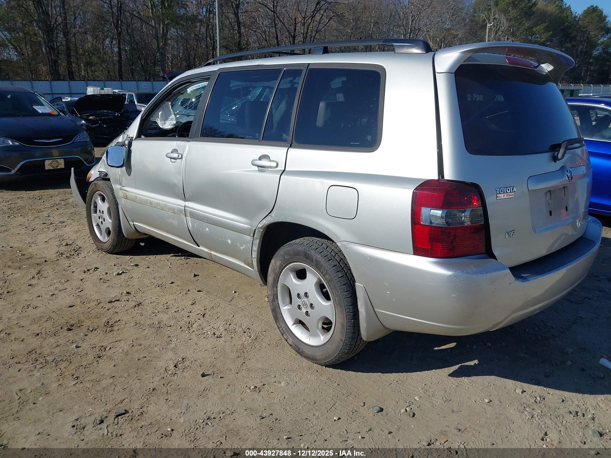 TOYOTA HIGHLANDER image 3