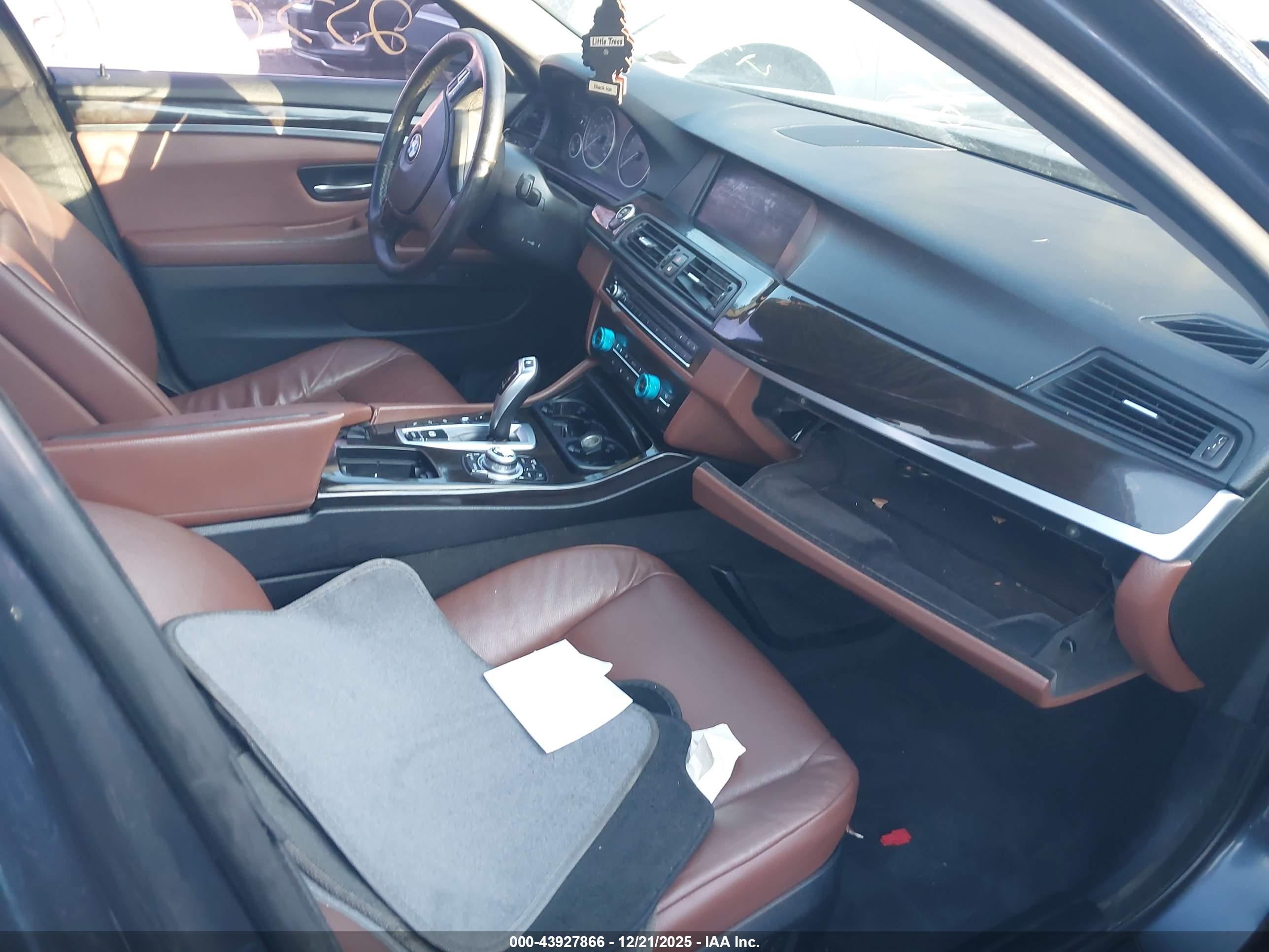 BMW 535I image 5