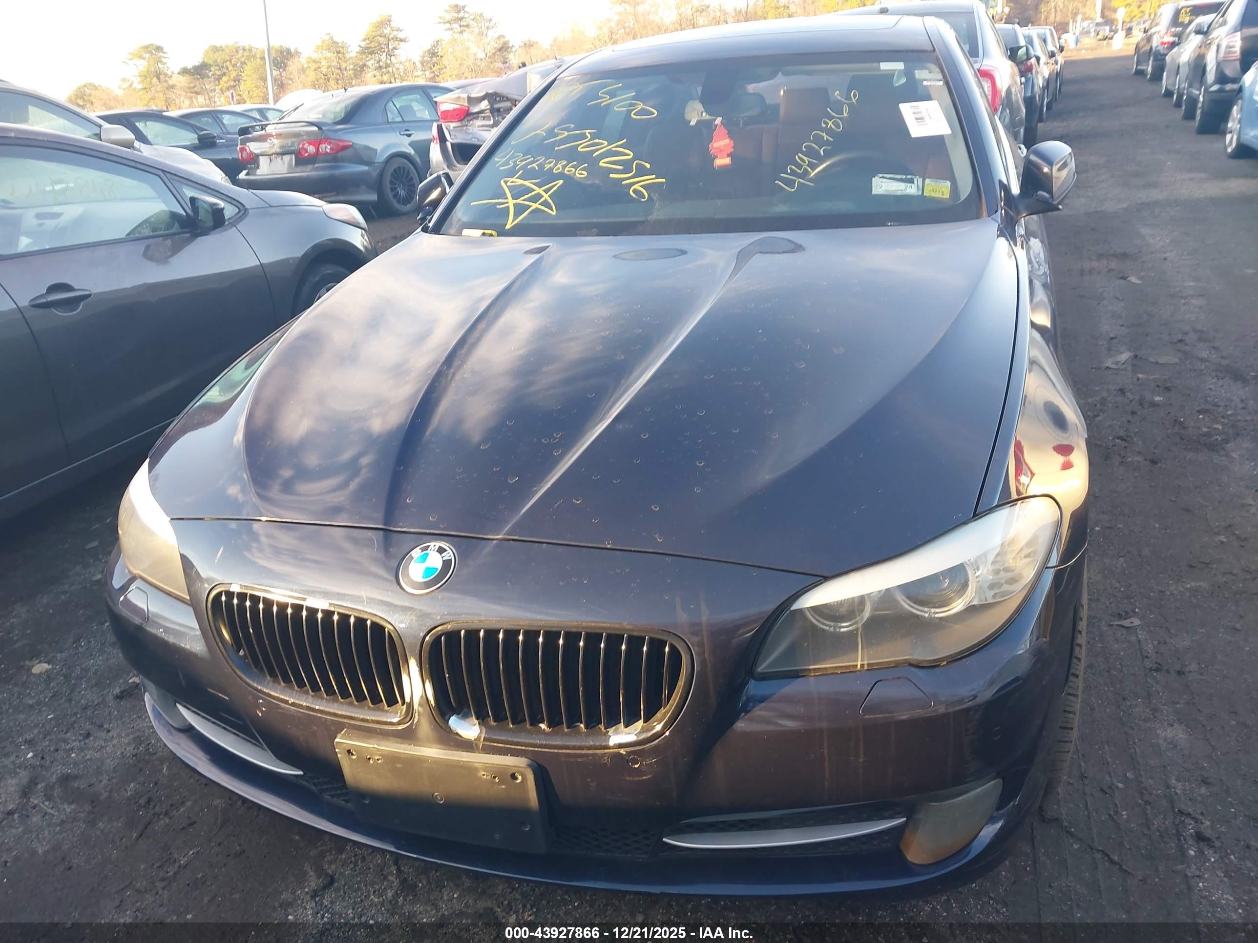BMW 535I image 6