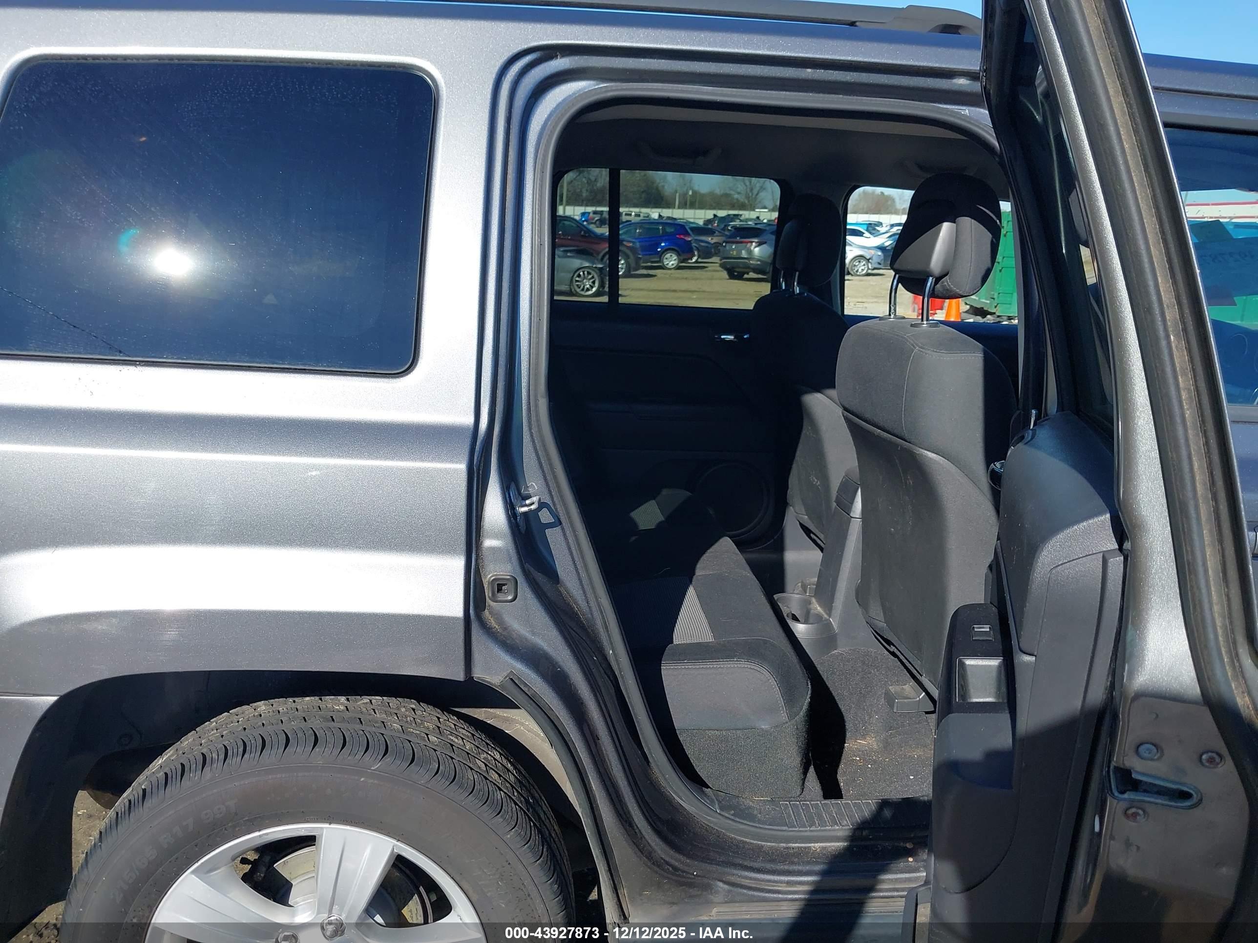JEEP PATRIOT image 8