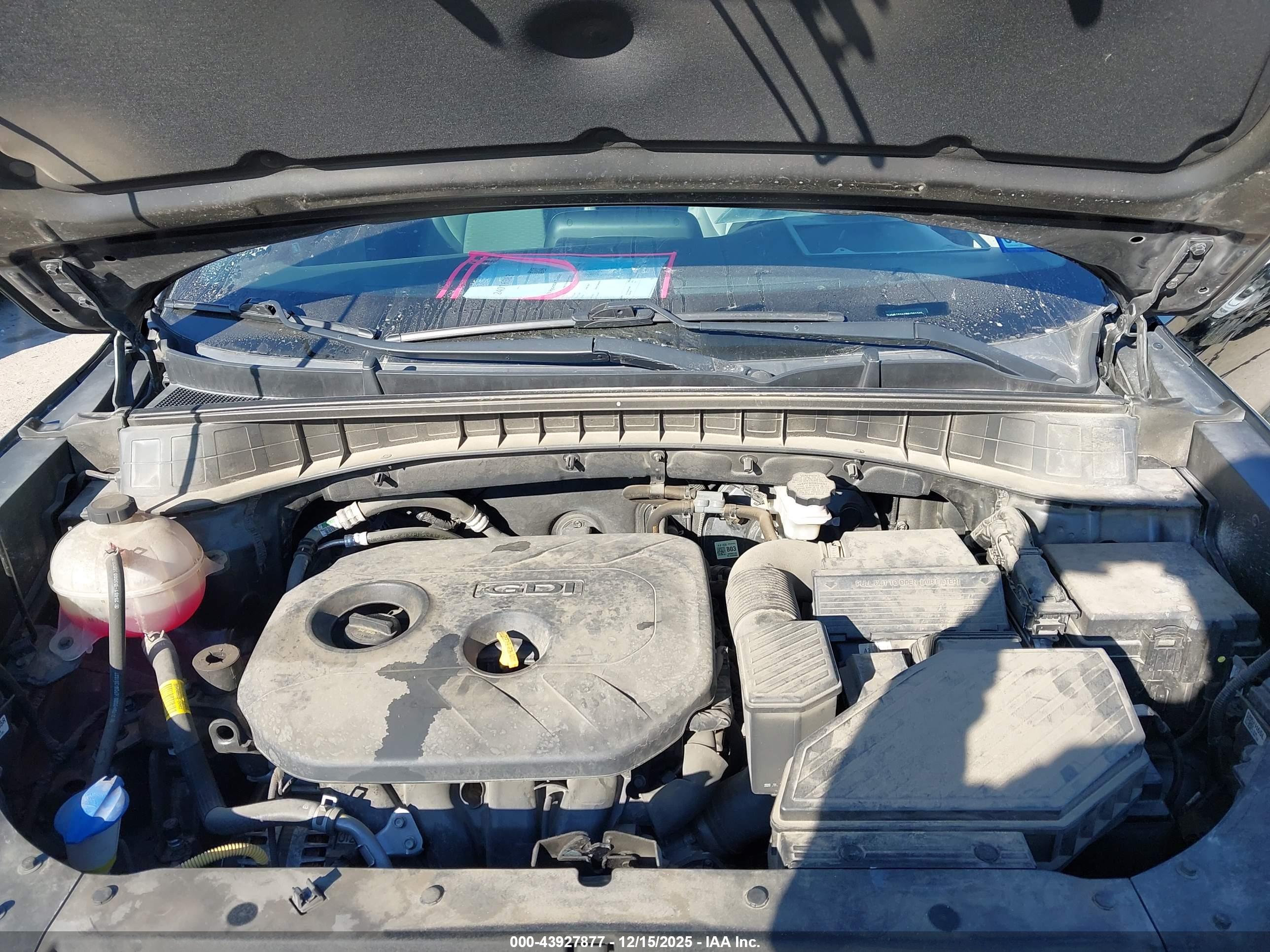 HYUNDAI TUCSON image 10