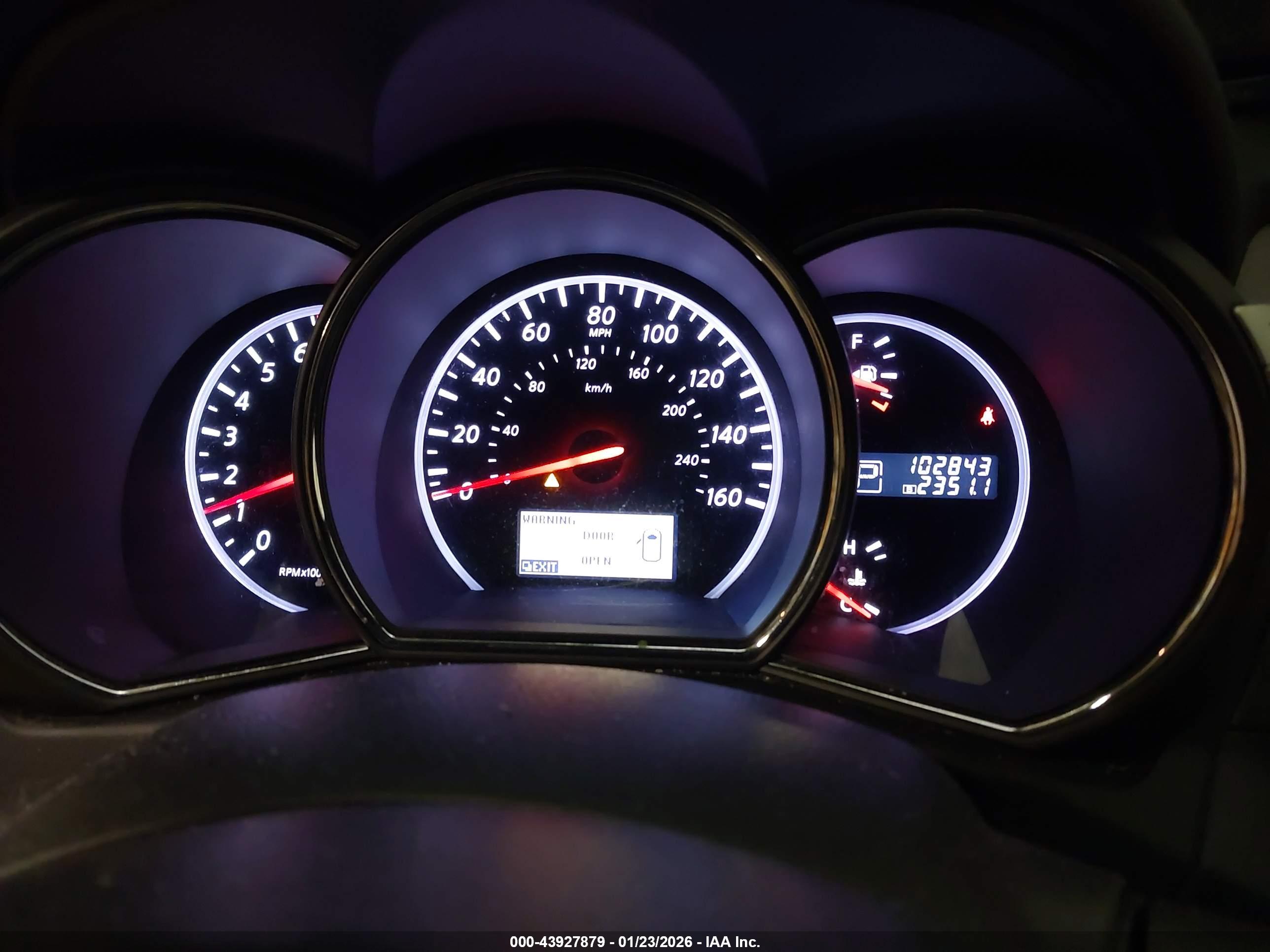 NISSAN MURANO image 7