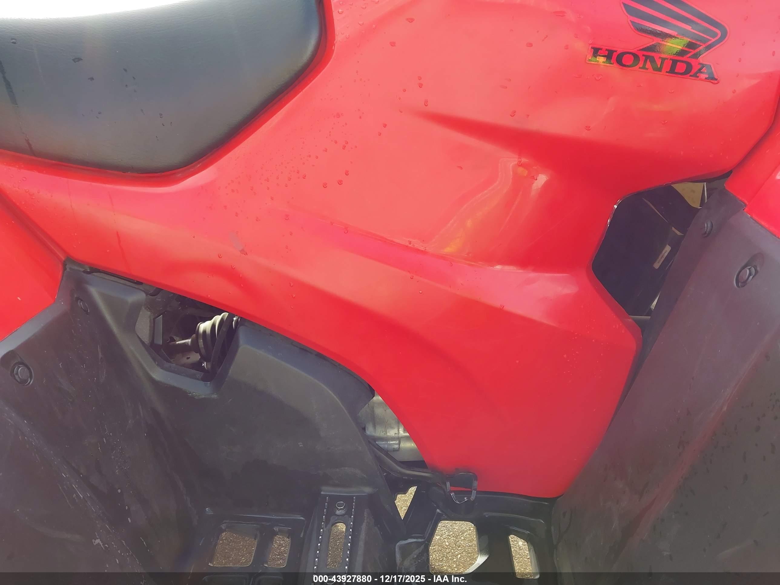 HONDA TRX500 image 8