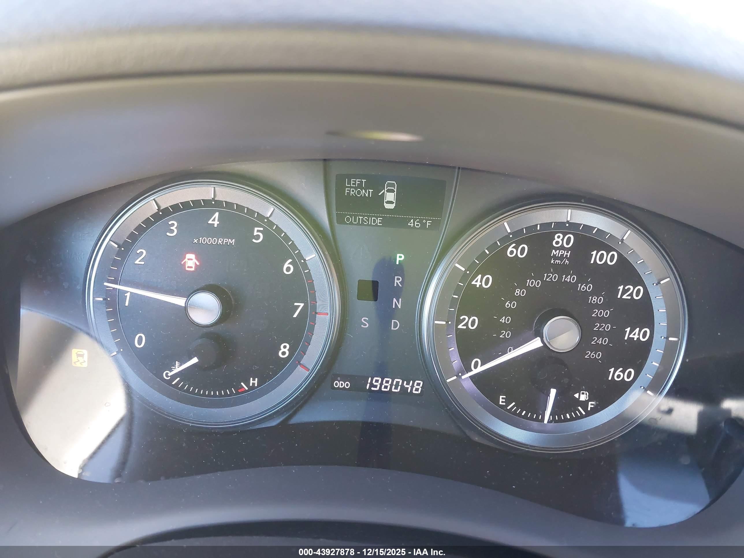 LEXUS ES image 7
