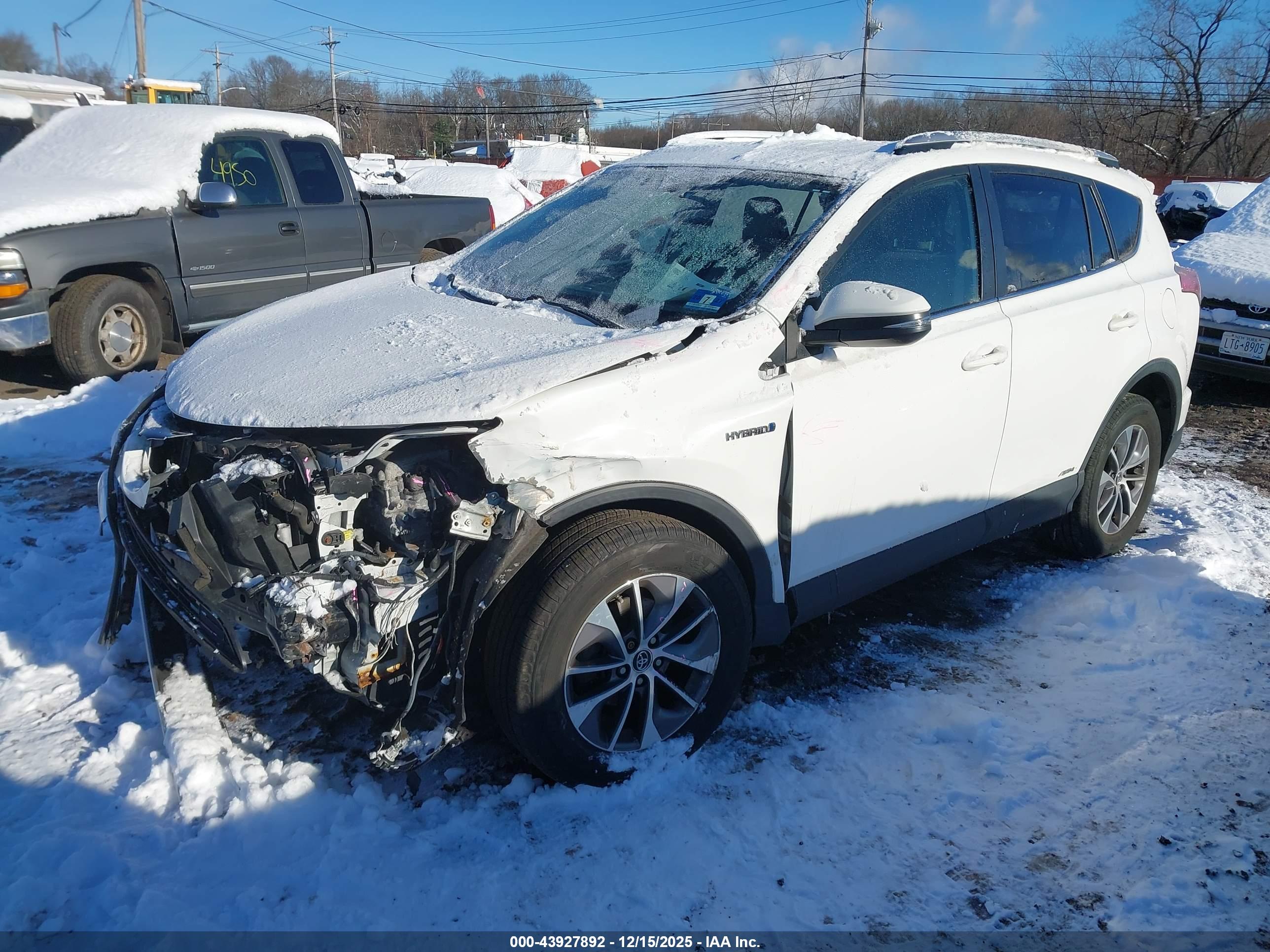 TOYOTA RAV4 image 2