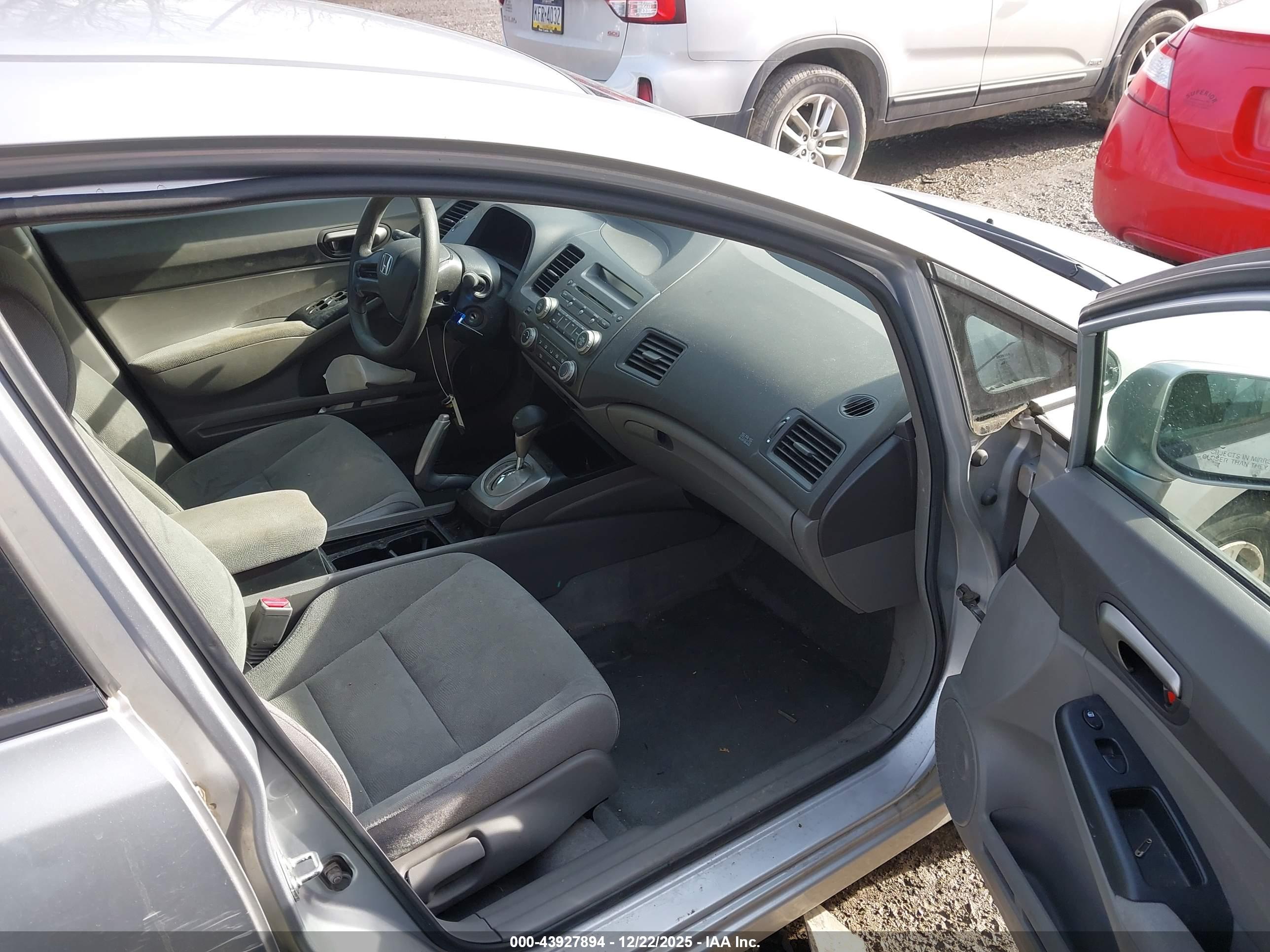 HONDA CIVIC image 5