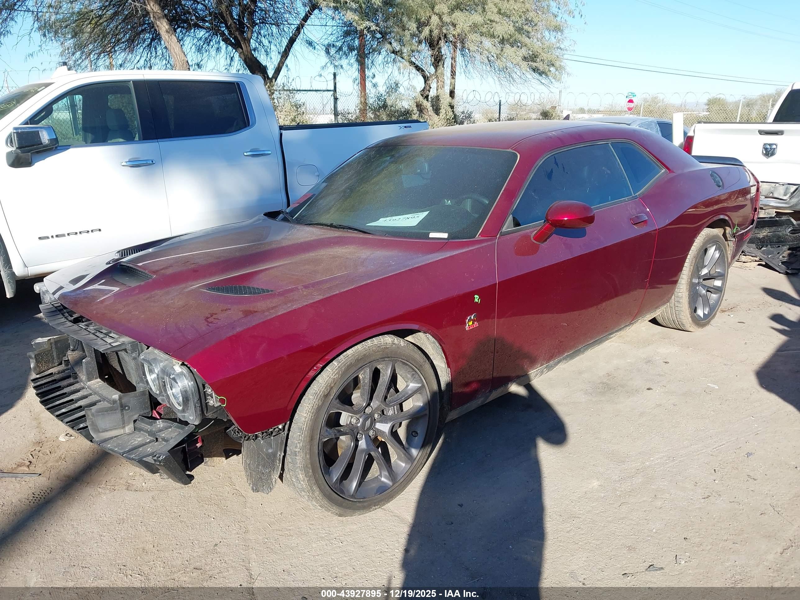 DODGE CHALLENGER image 2