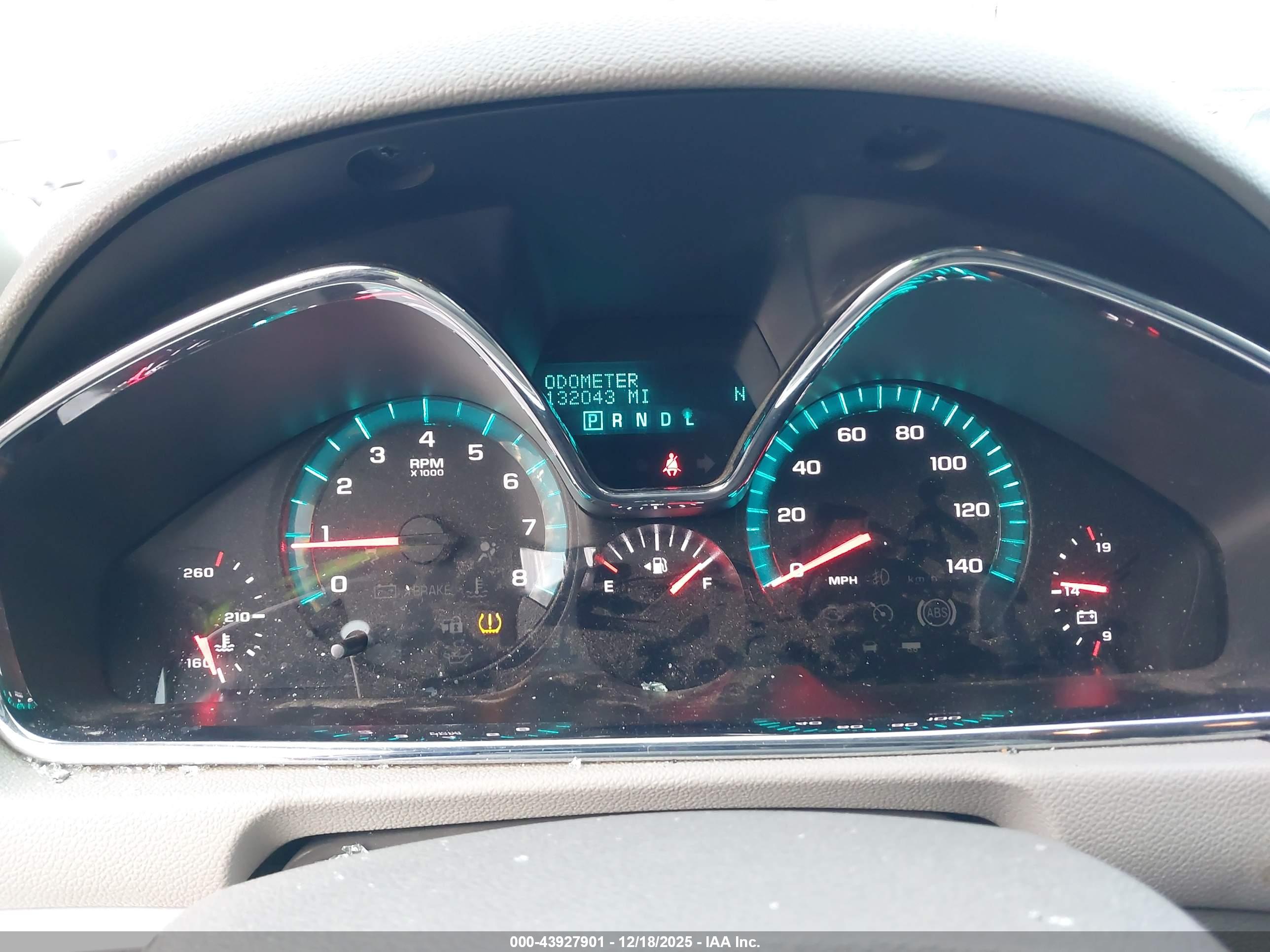 CHEVROLET TRAVERSE image 7