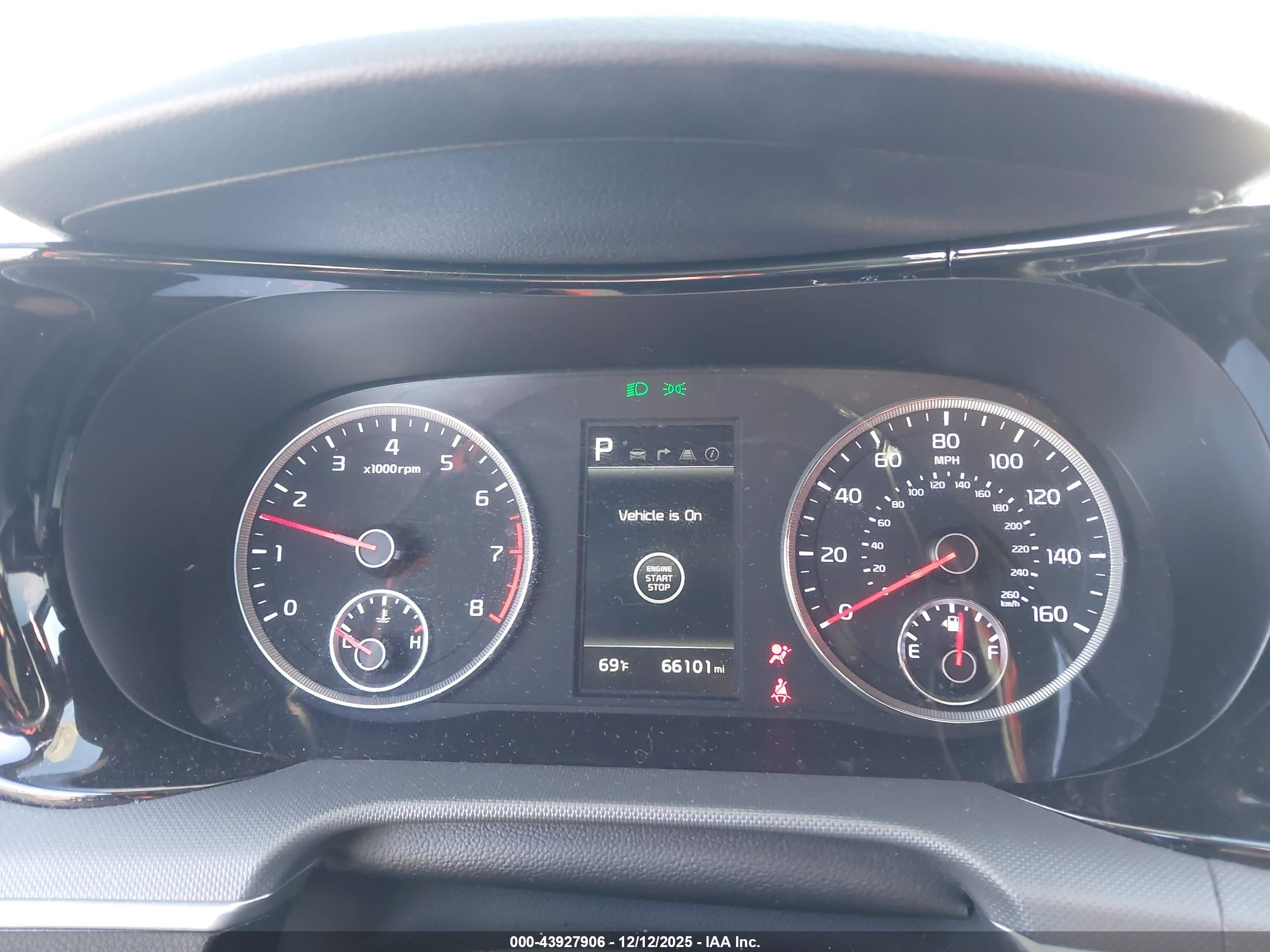 KIA K5 image 7