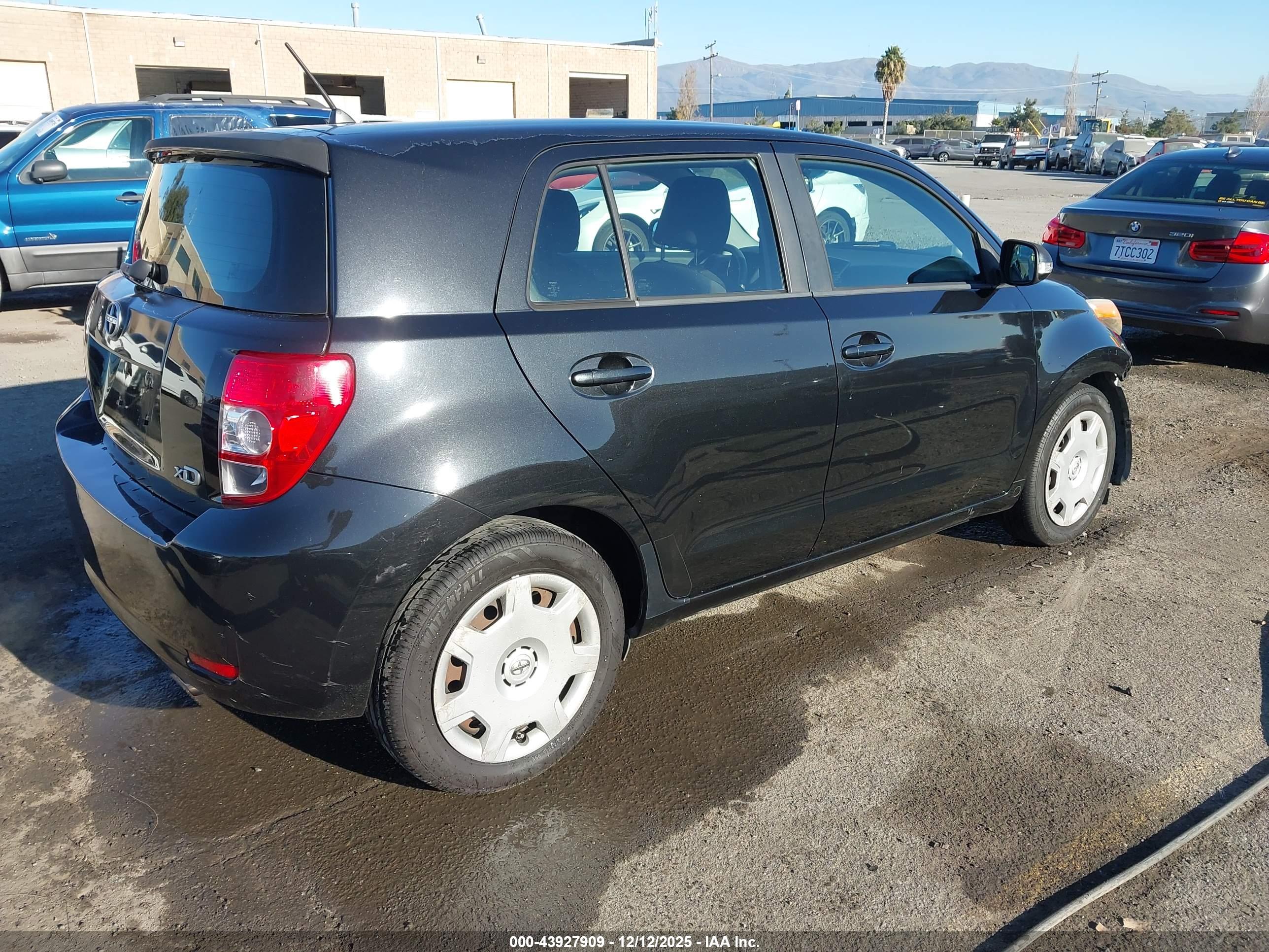 SCION XD image 4