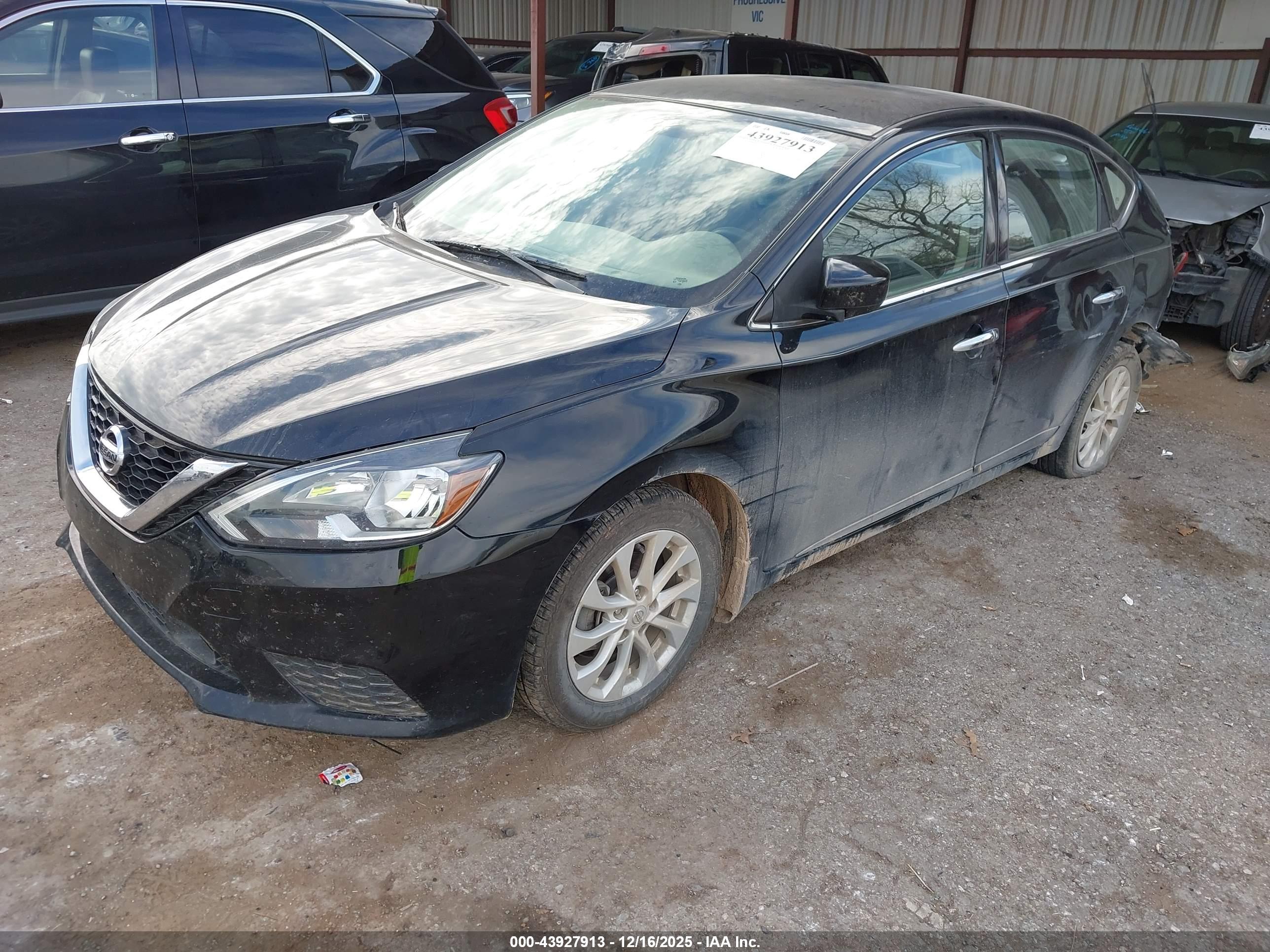 NISSAN SENTRA image 2