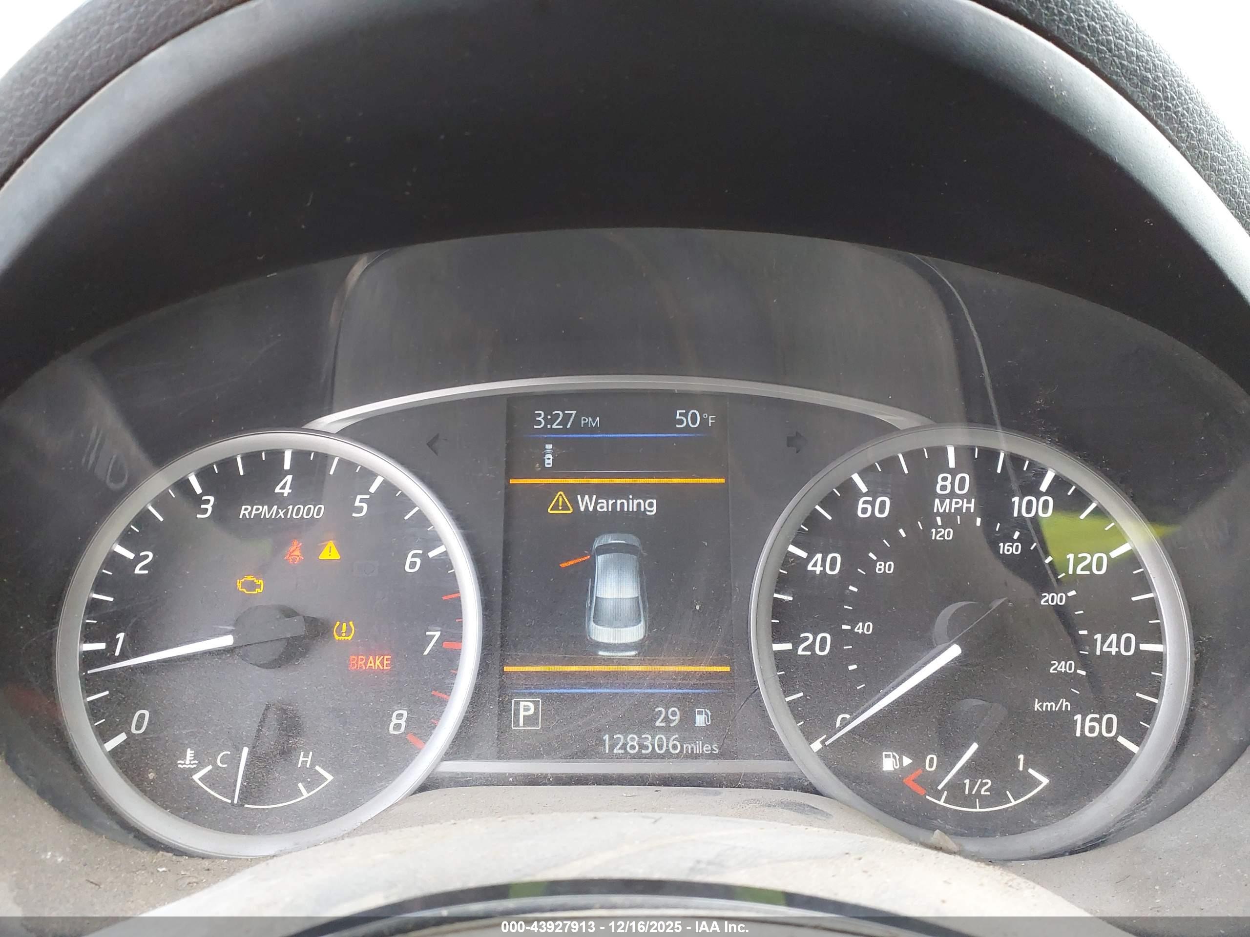 NISSAN SENTRA image 7