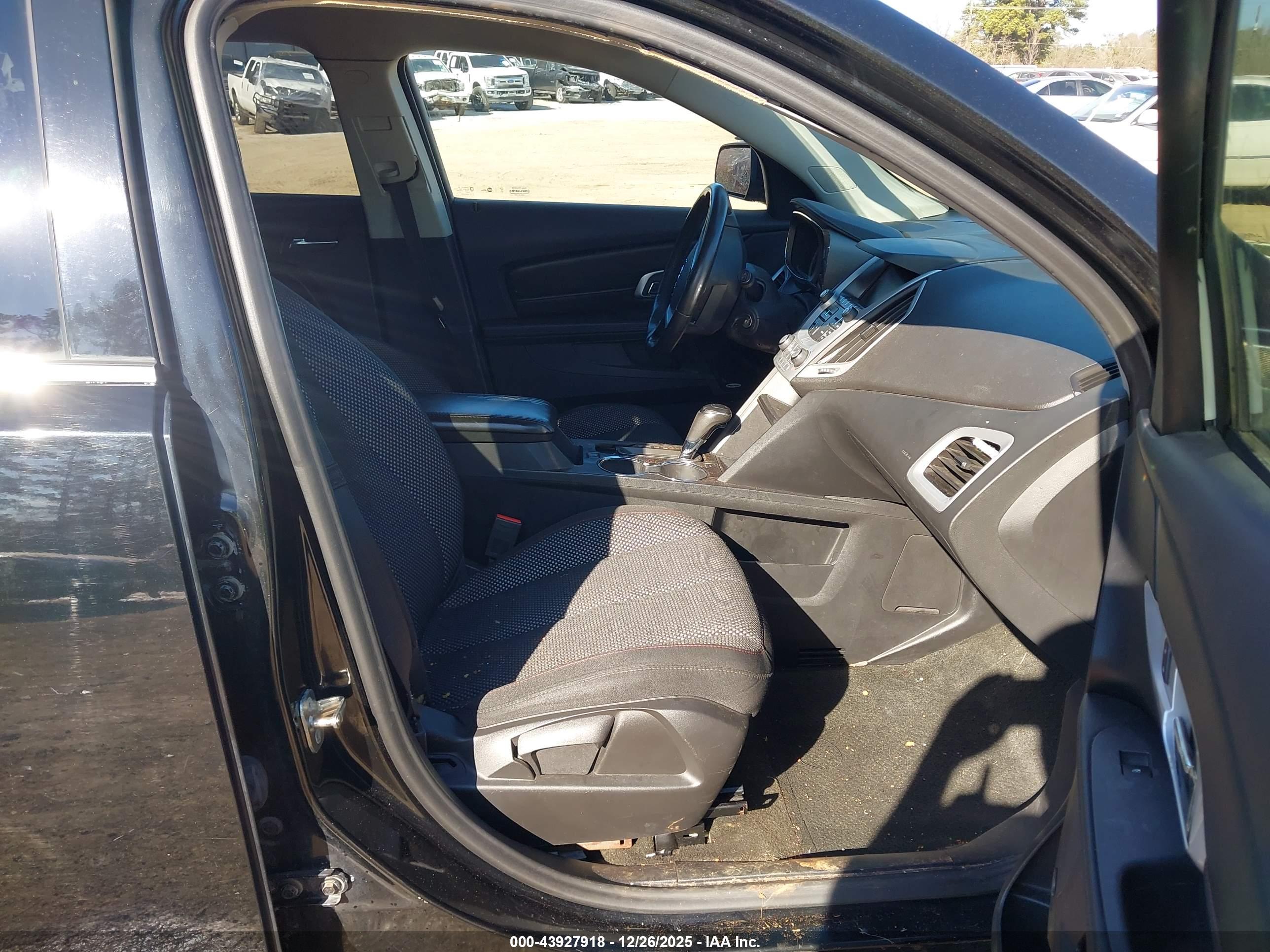 GMC TERRAIN image 5
