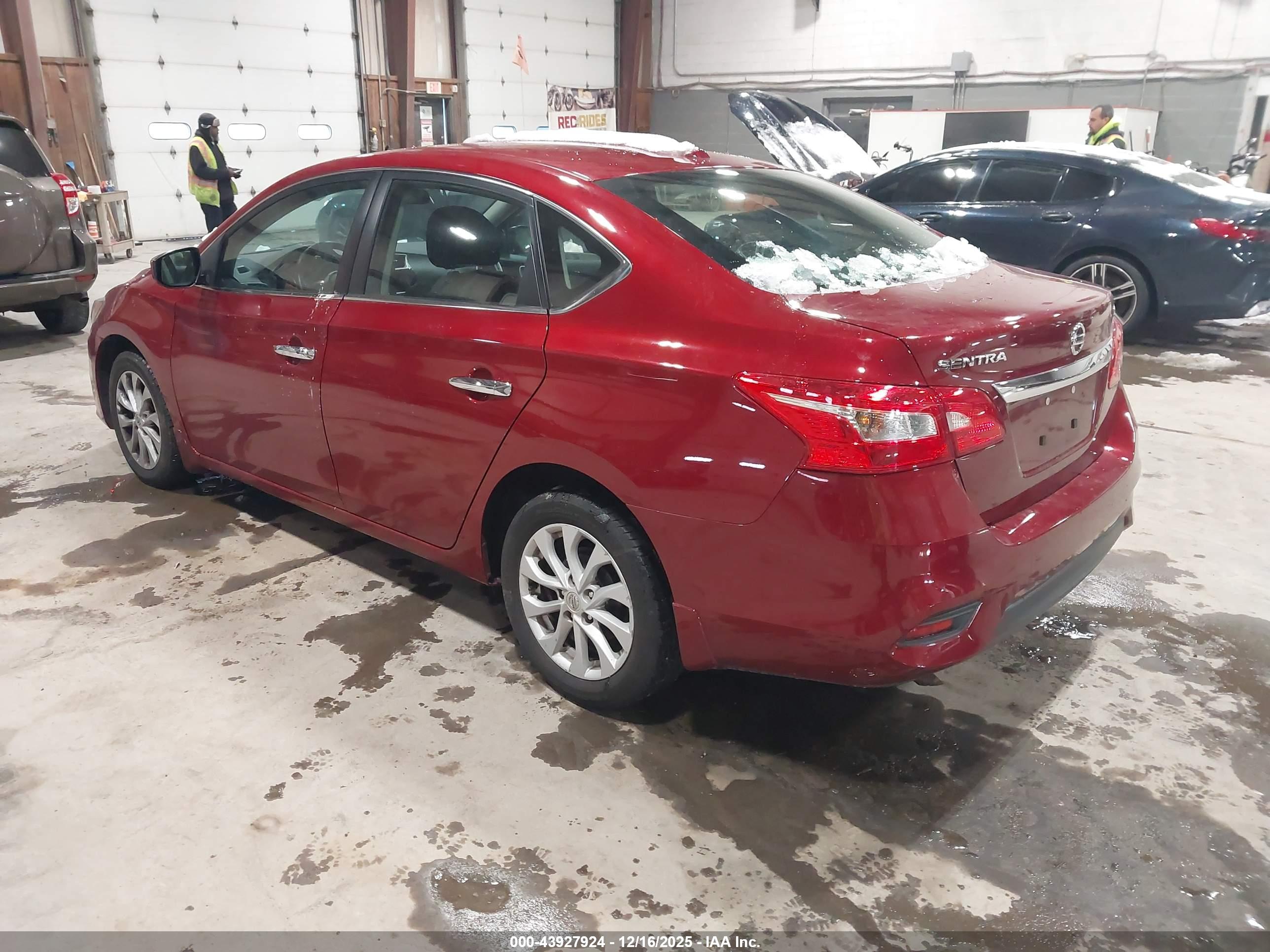 NISSAN SENTRA image 3