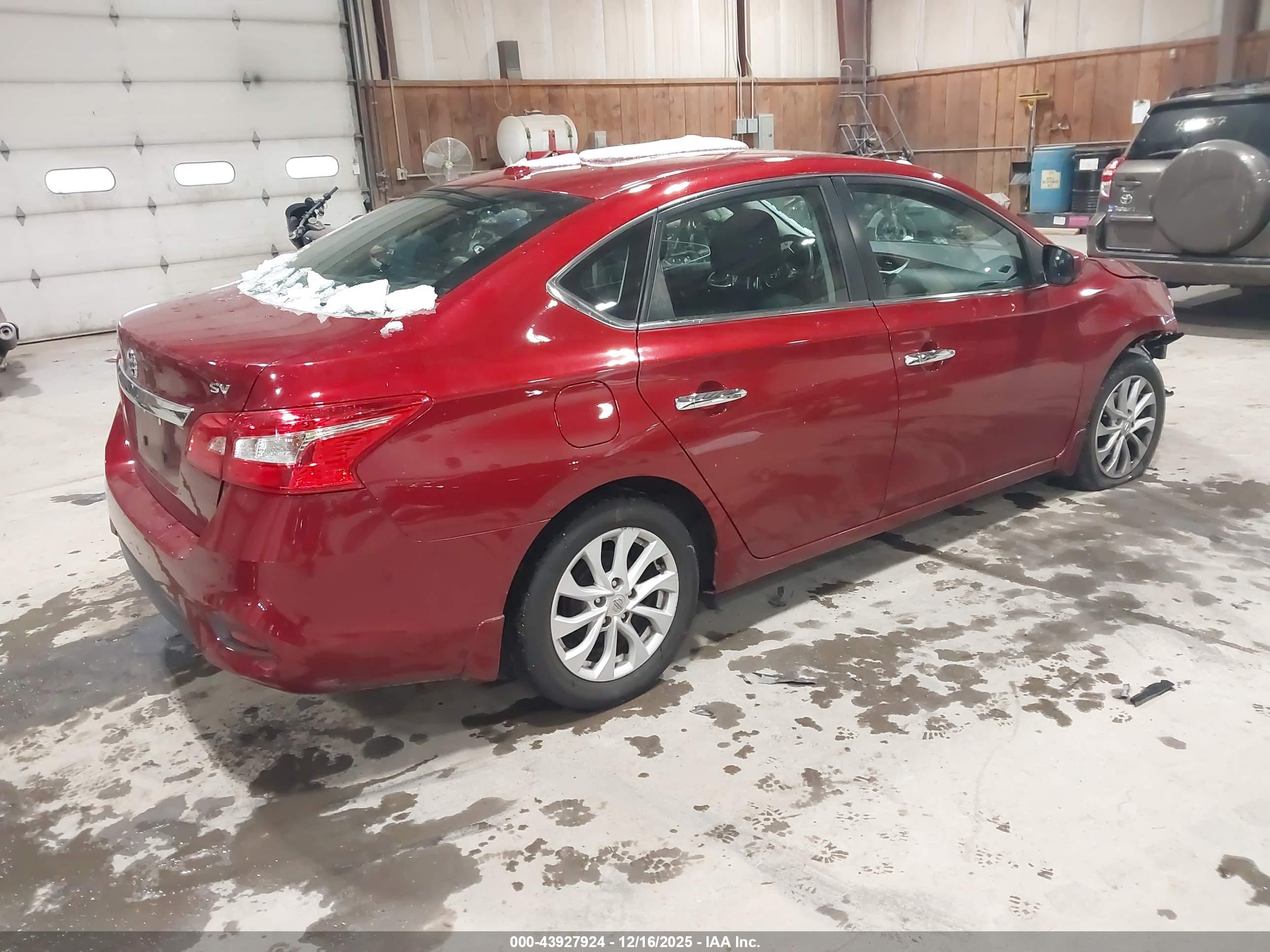 NISSAN SENTRA image 4