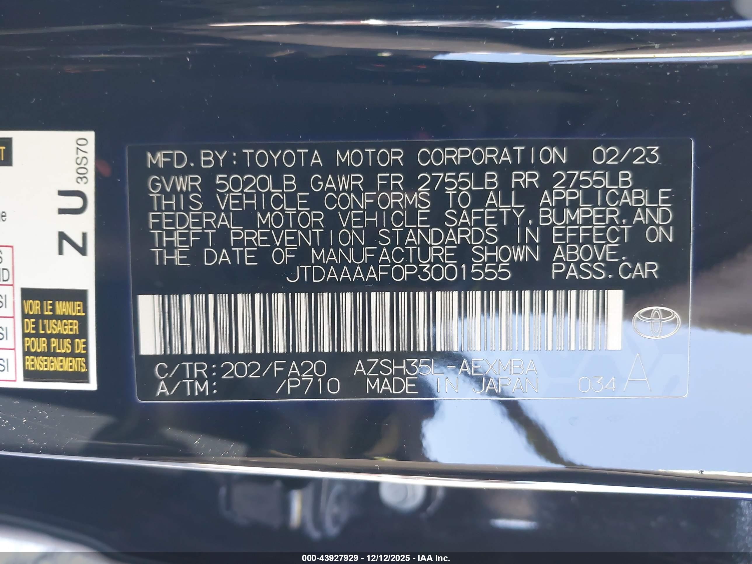 TOYOTA CROWN image 9
