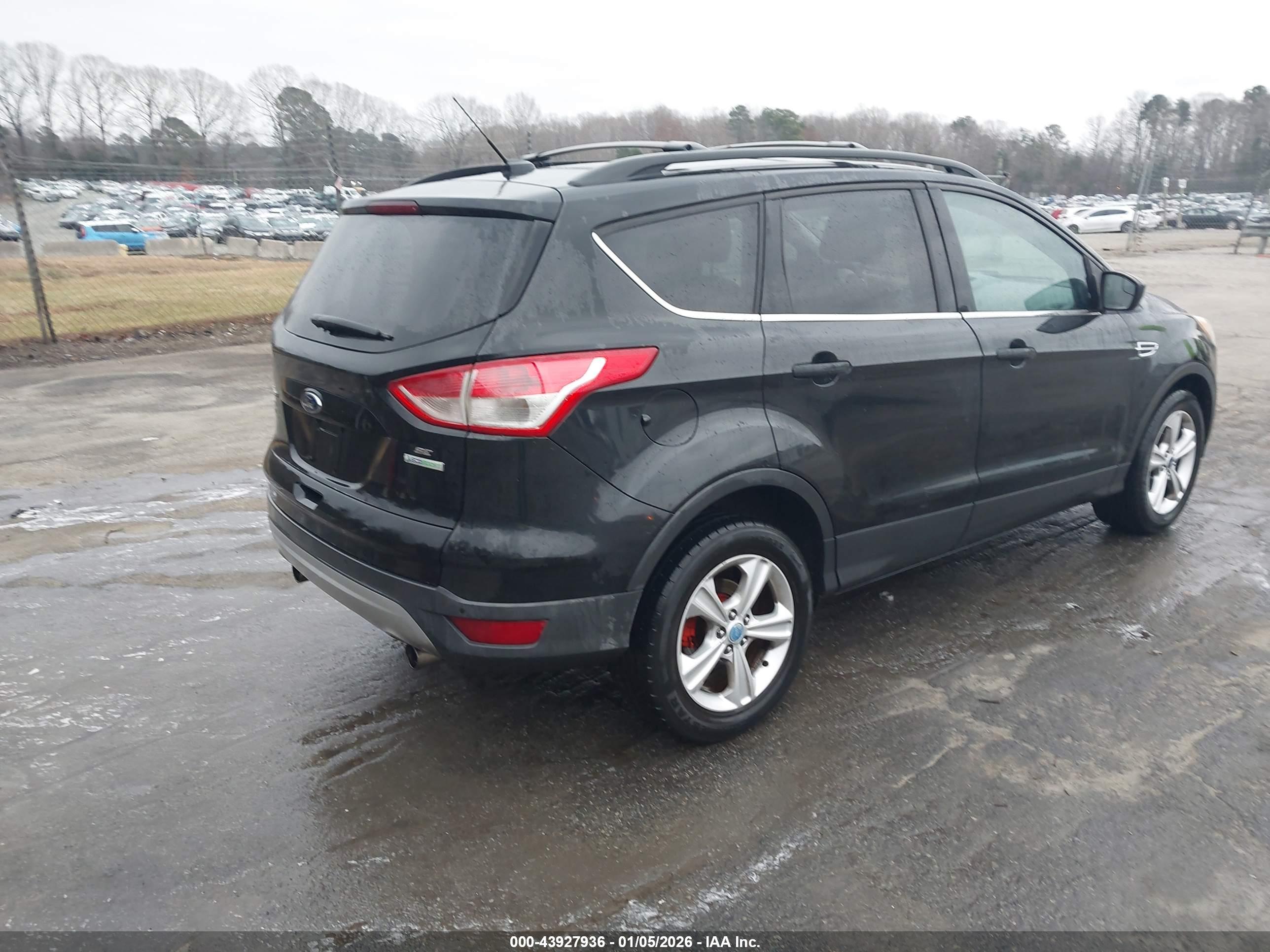 FORD ESCAPE image 4