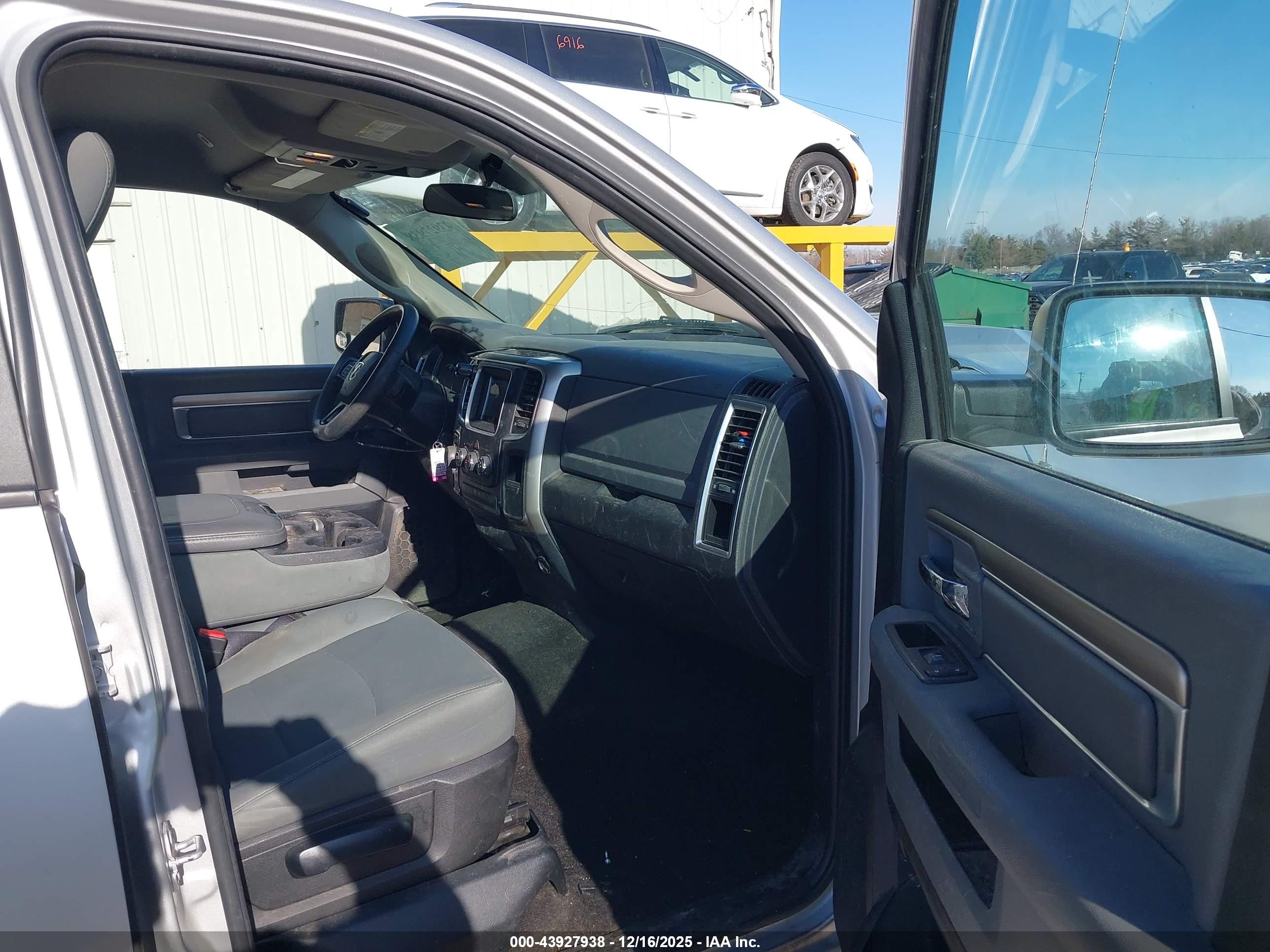 RAM 1500 image 5
