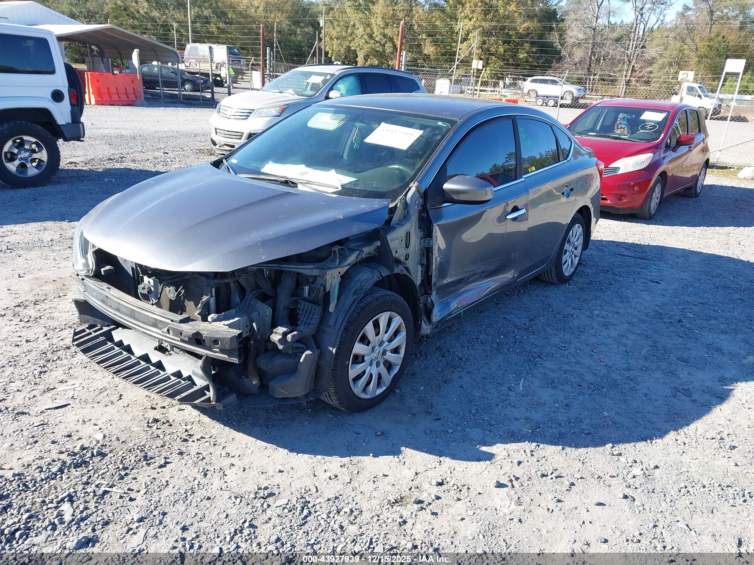 NISSAN SENTRA image 2