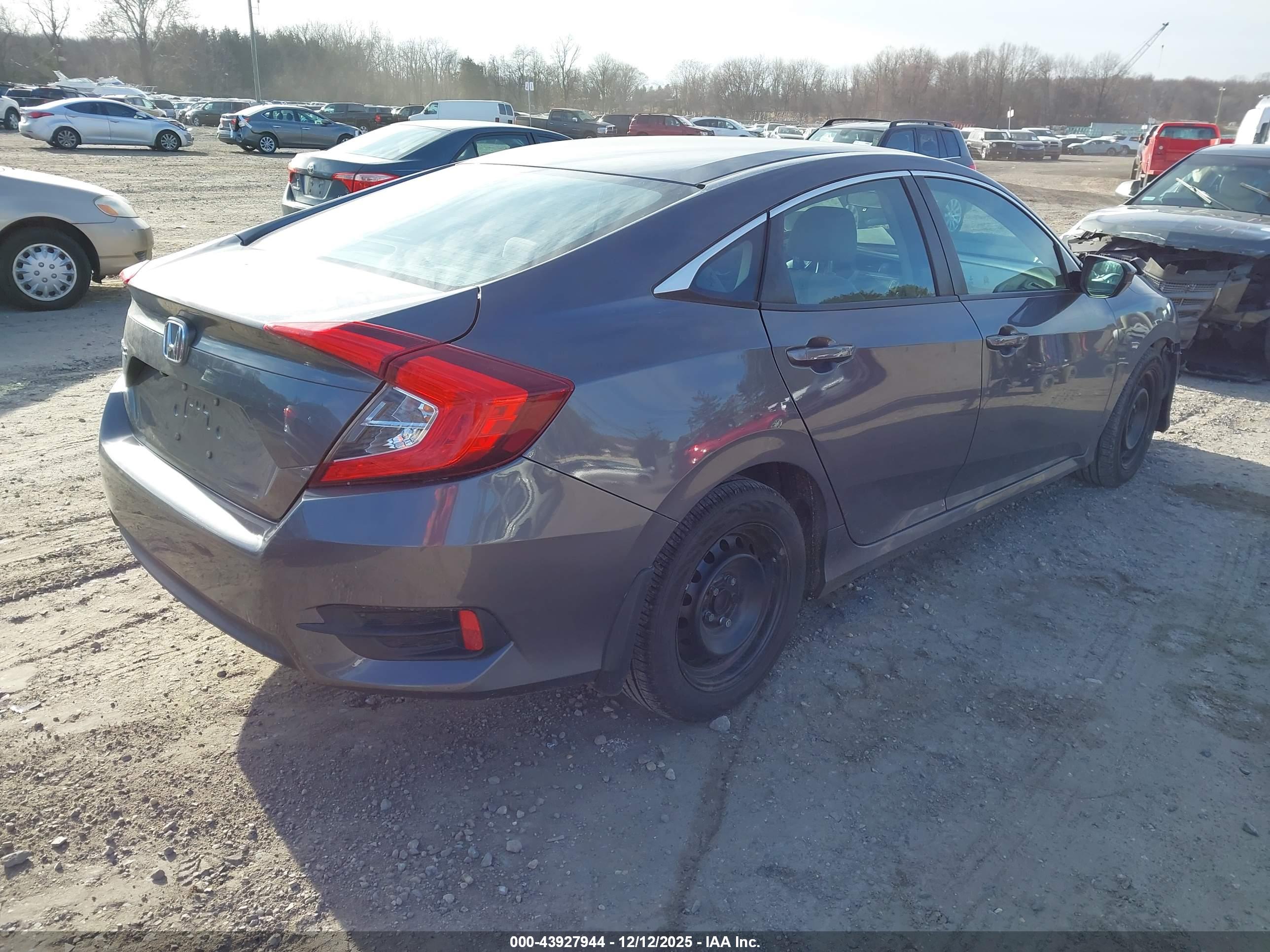 HONDA CIVIC image 4