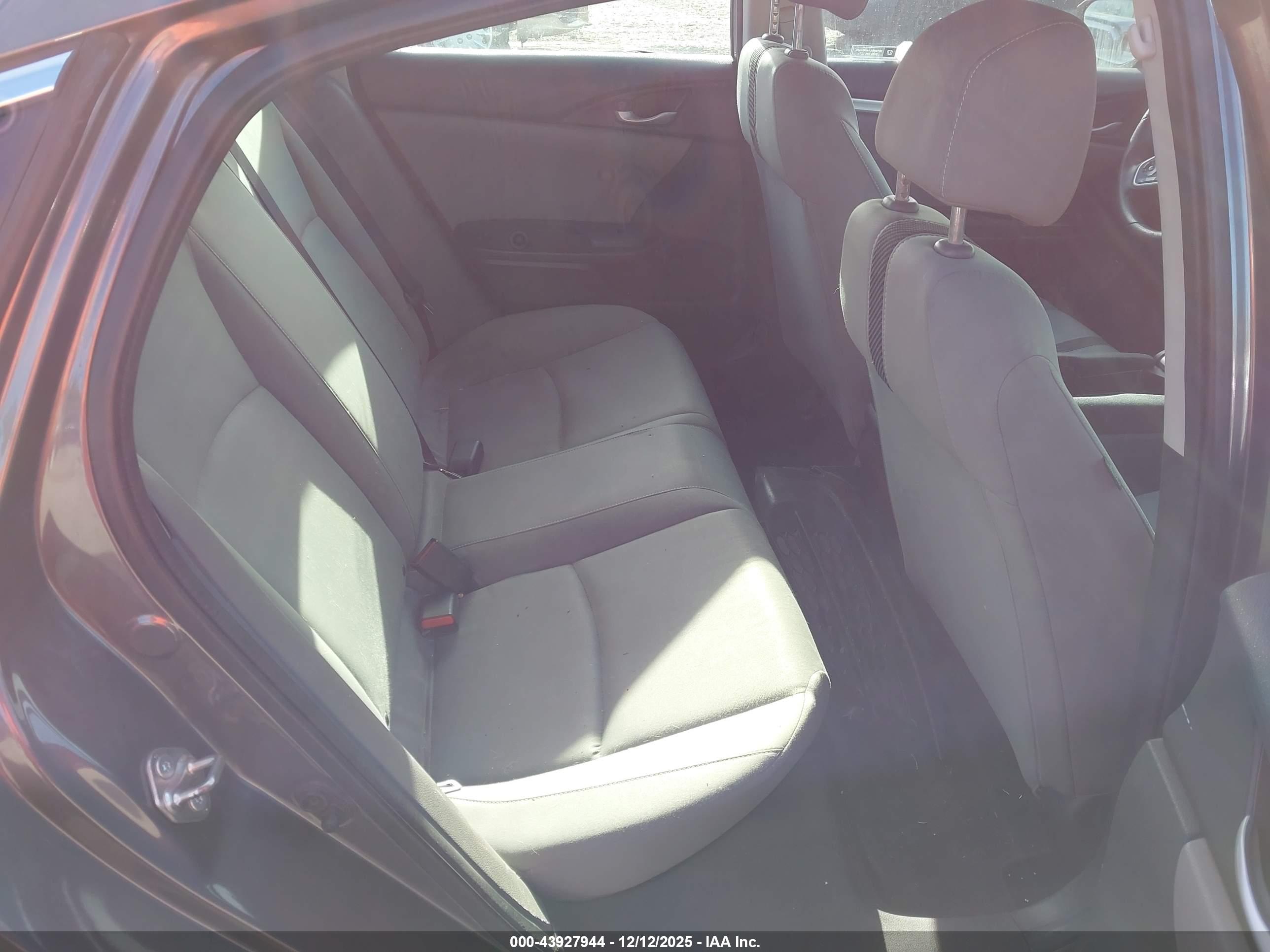 HONDA CIVIC image 8