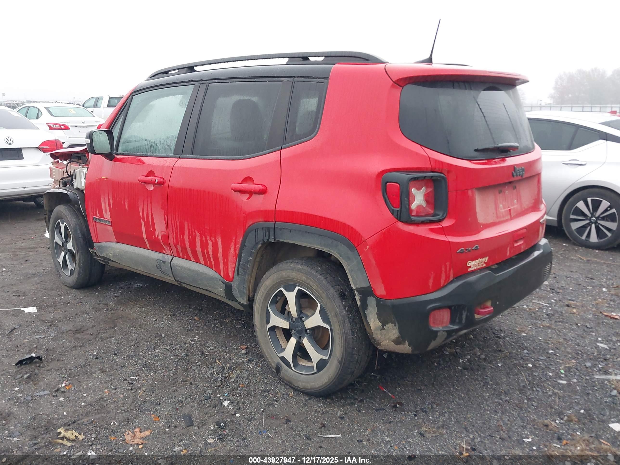 JEEP RENEGADE image 3