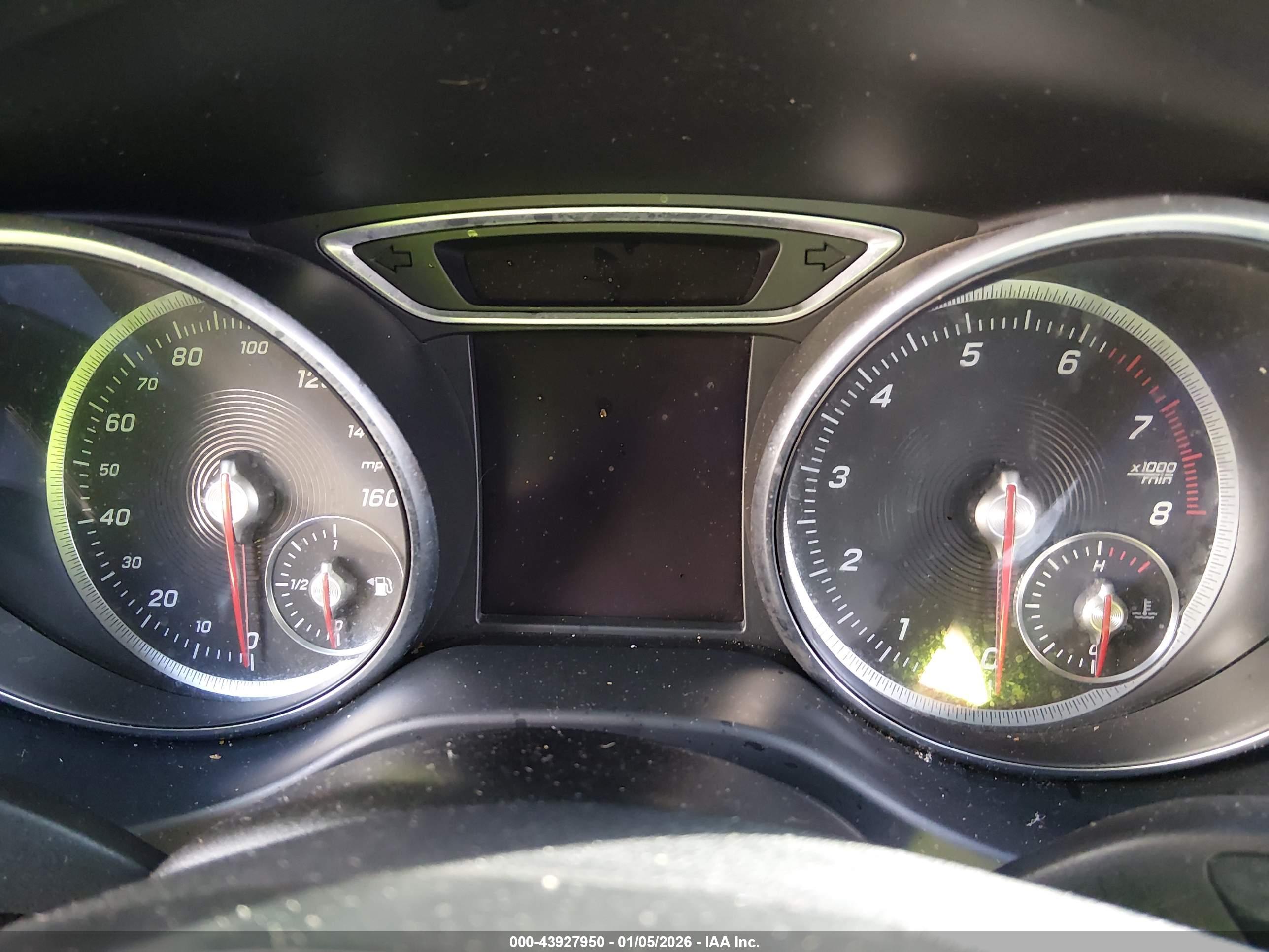 MERCEDES-BENZ GLA image 7