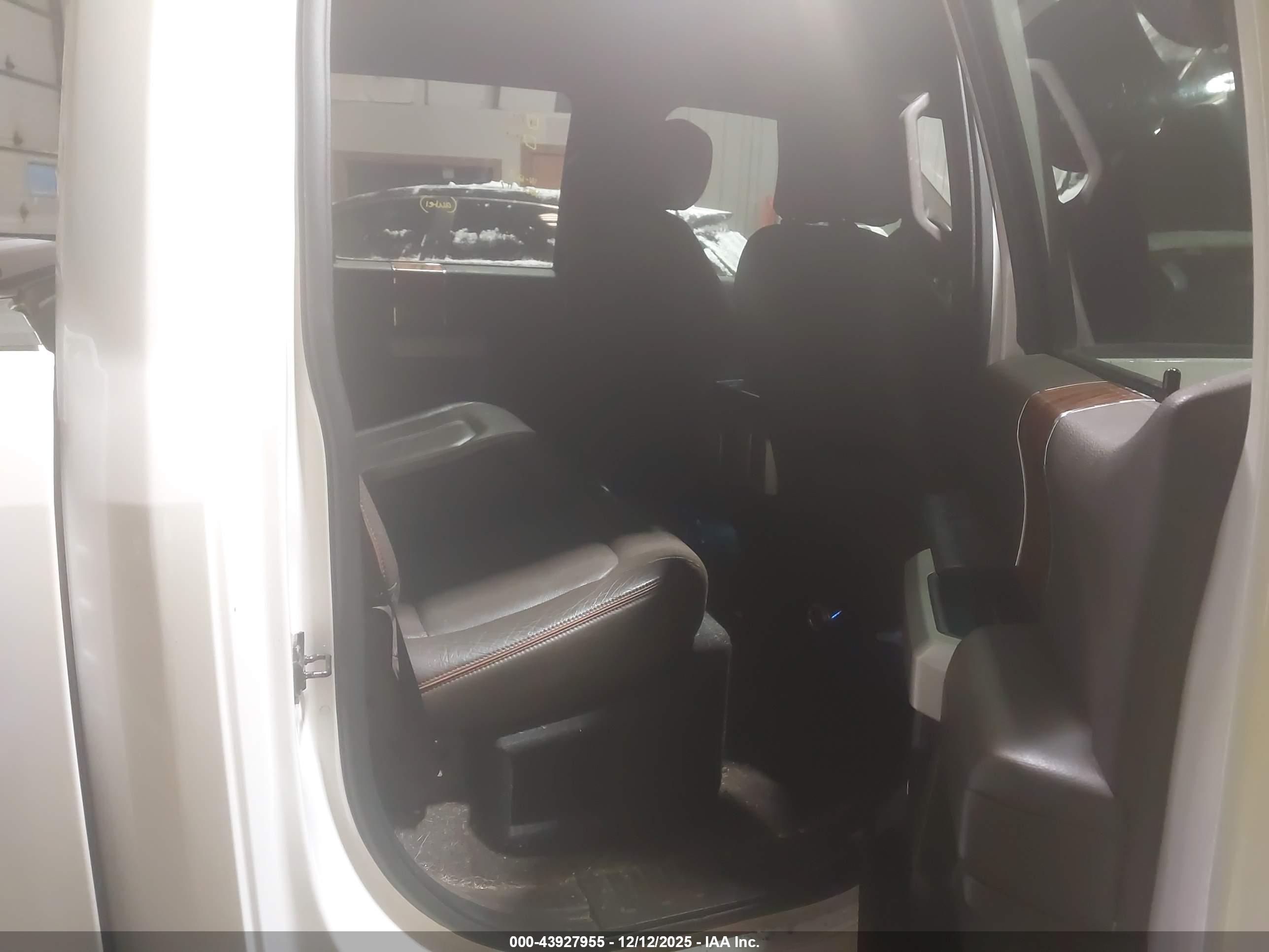 FORD F-150 image 8