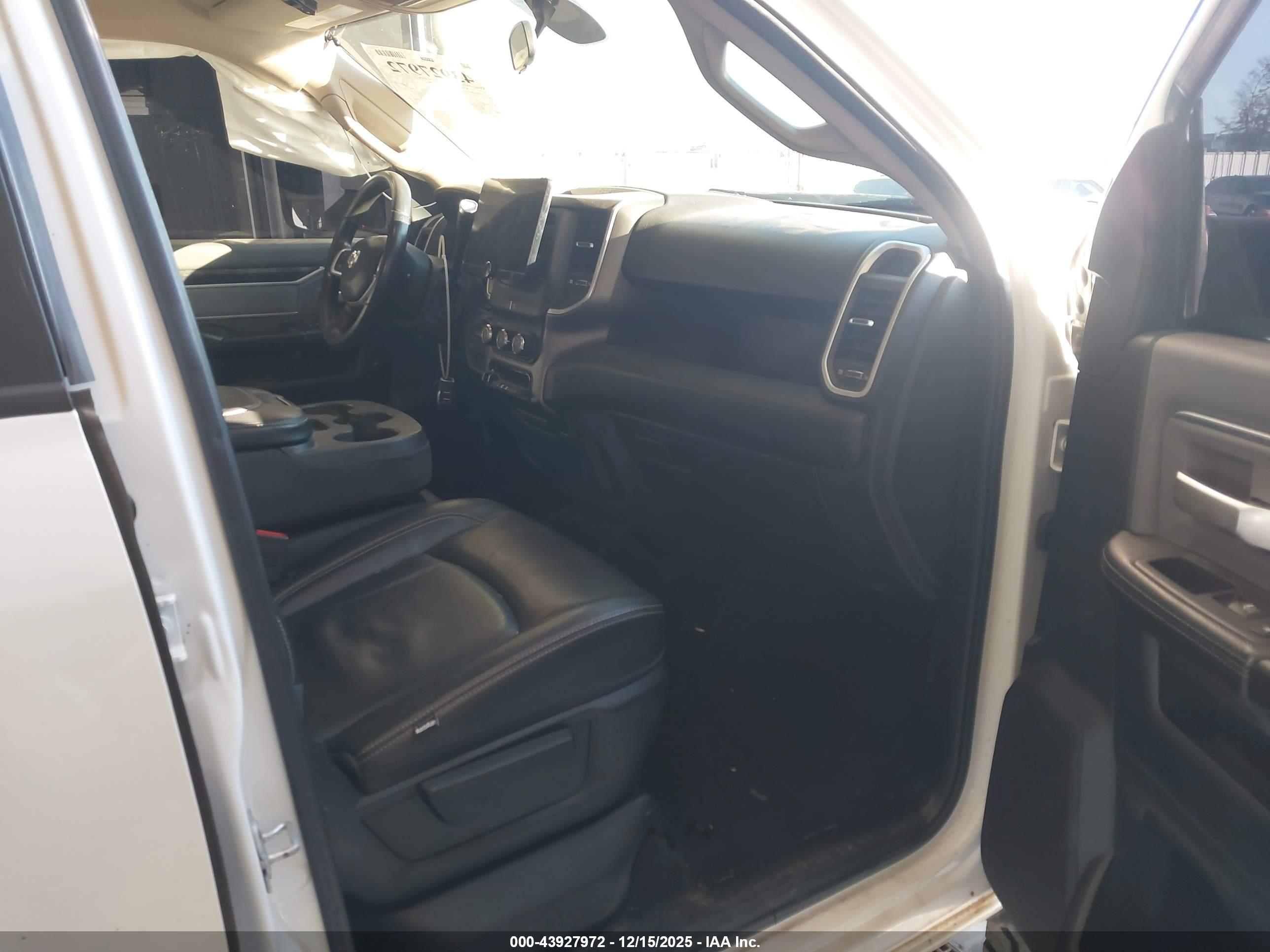 RAM 2500 image 5