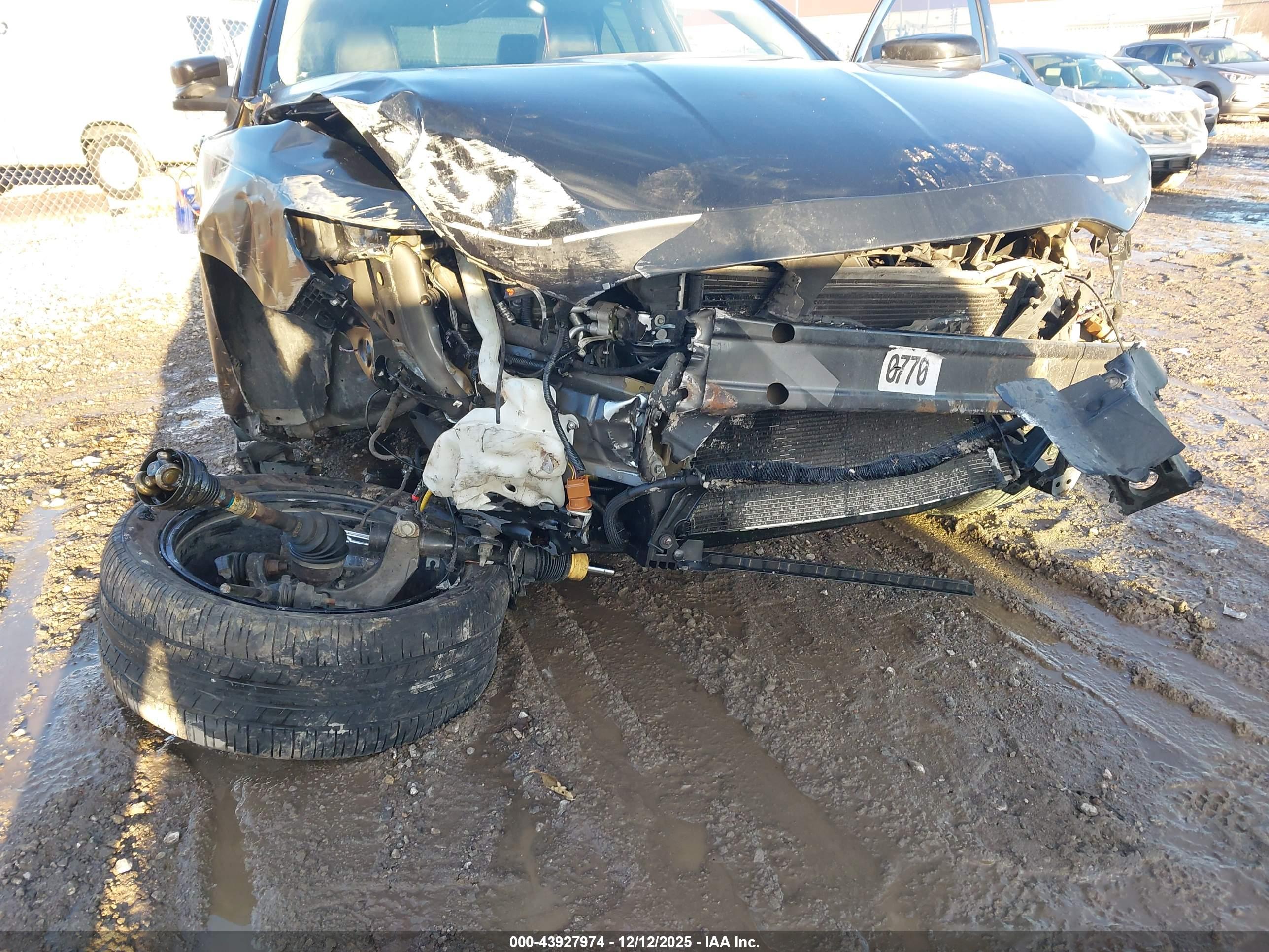 FORD TAURUS image 6