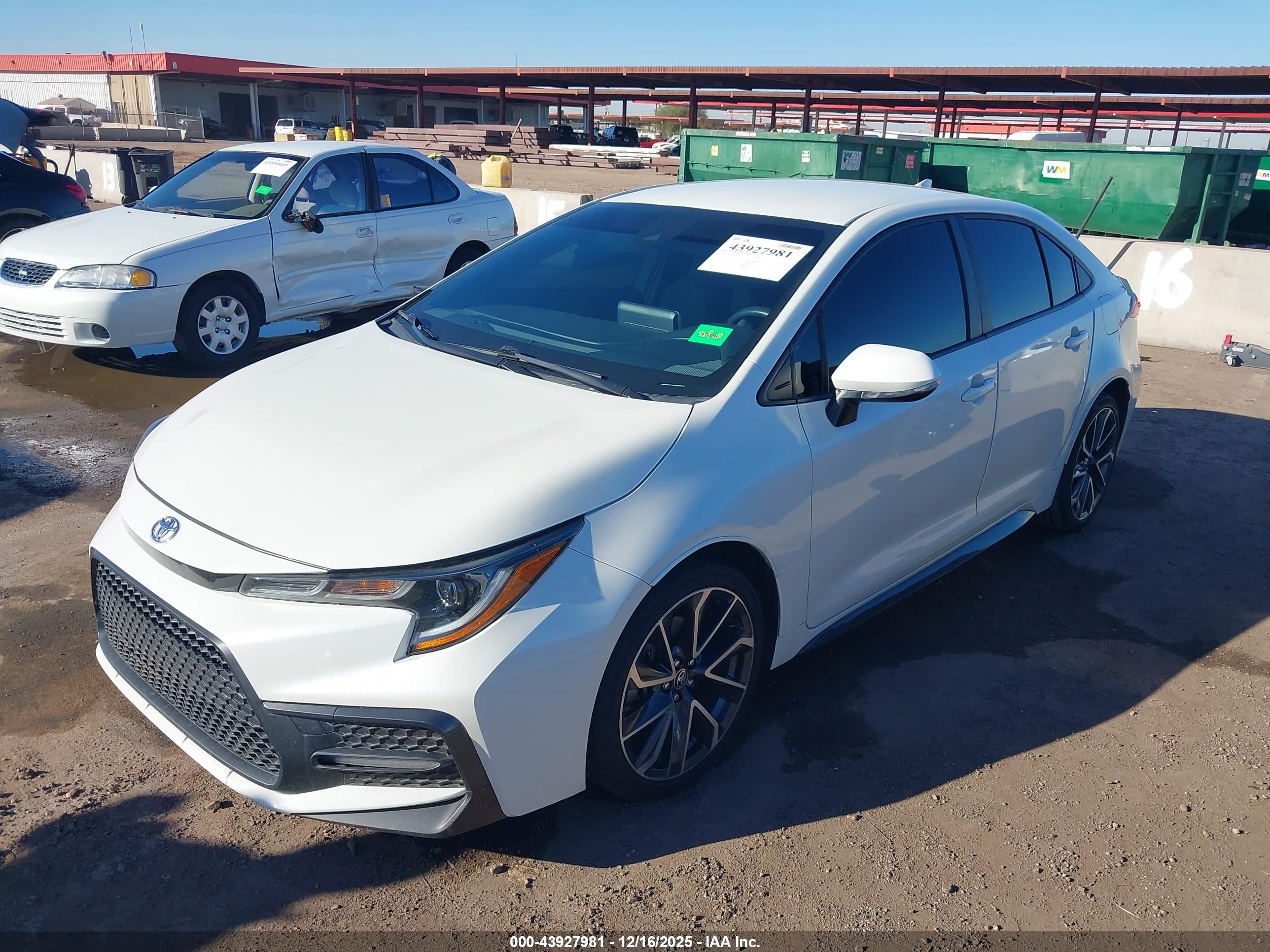 TOYOTA COROLLA image 2