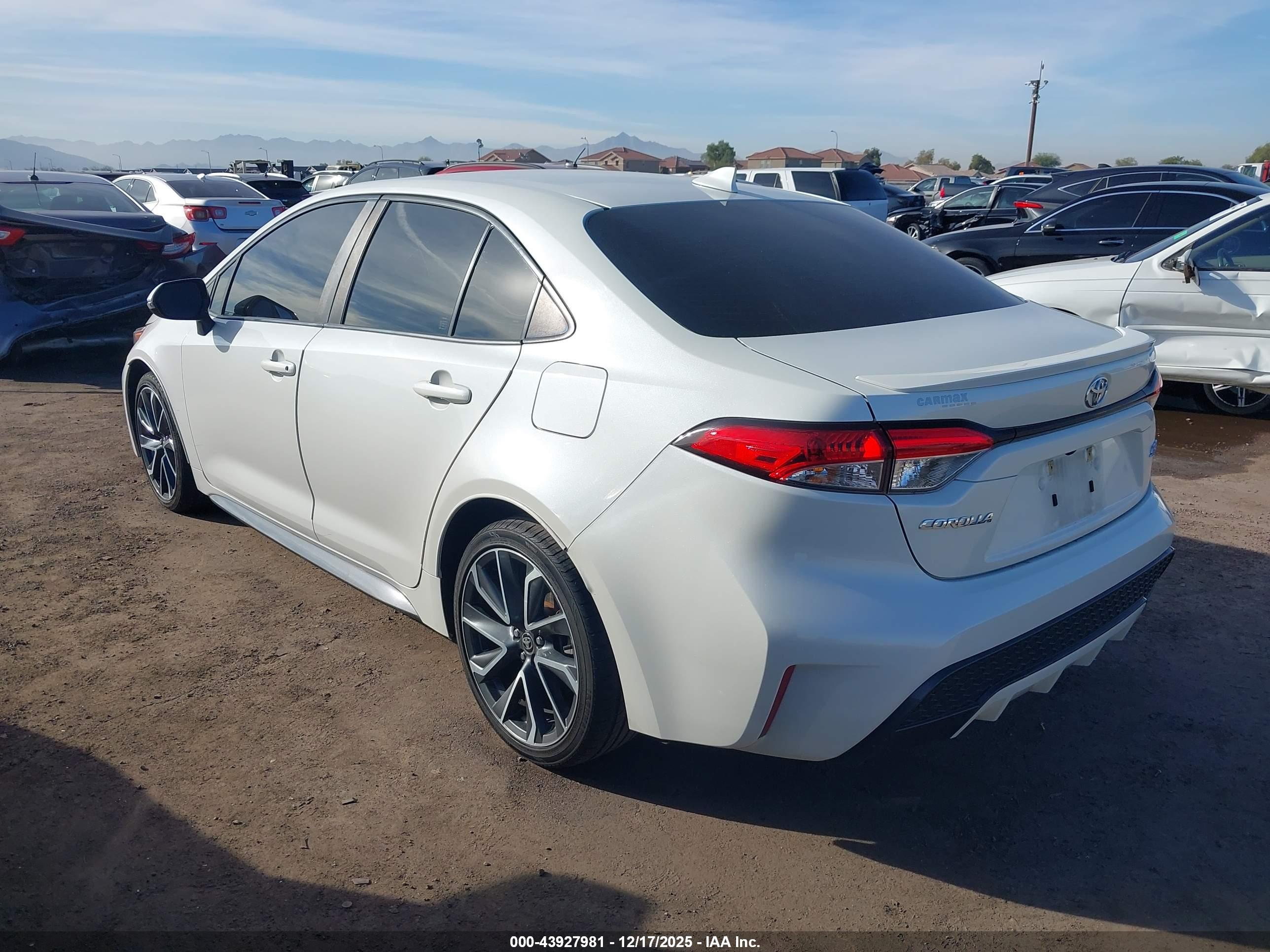 TOYOTA COROLLA image 3
