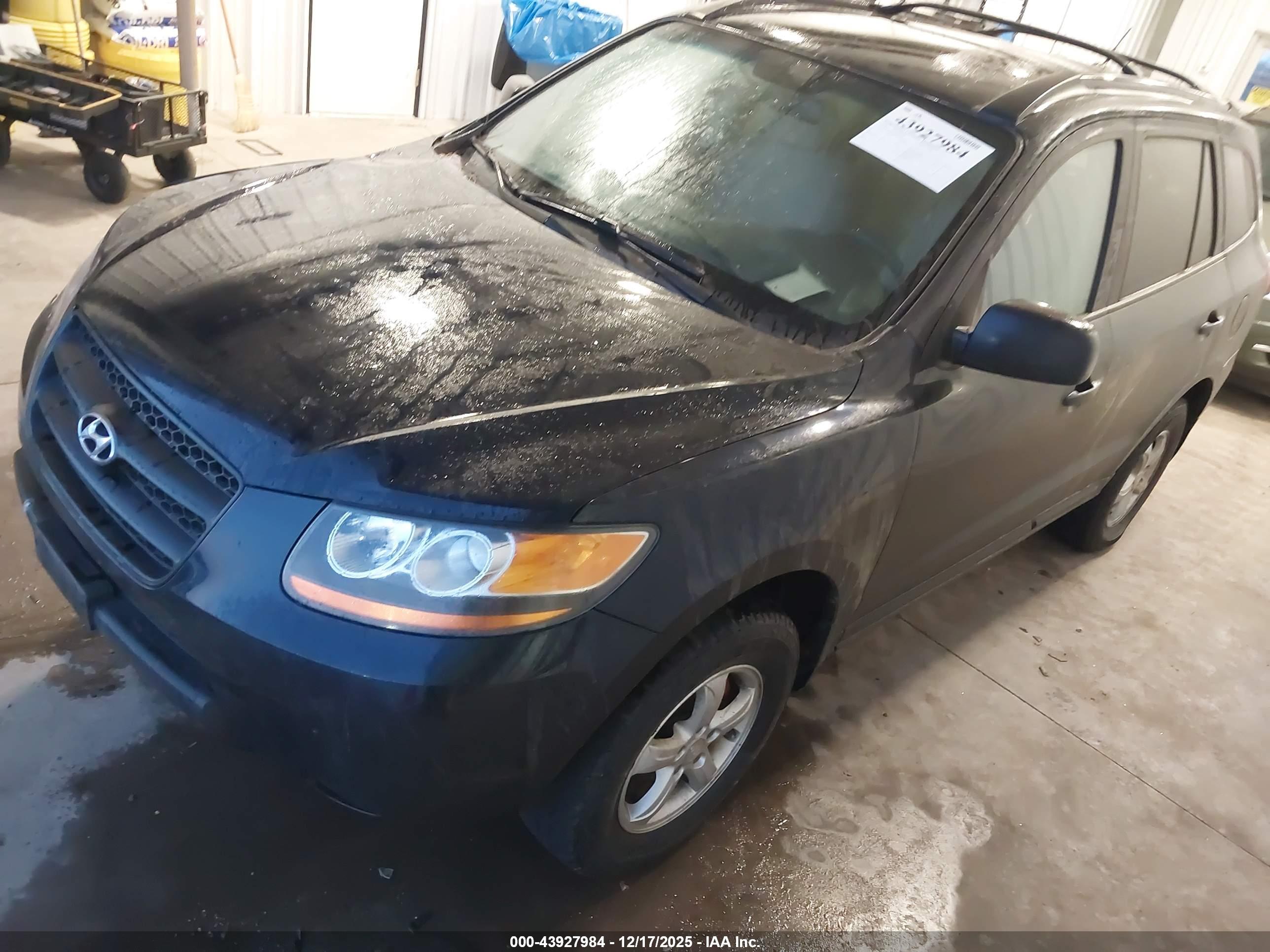 HYUNDAI SANTA image 2