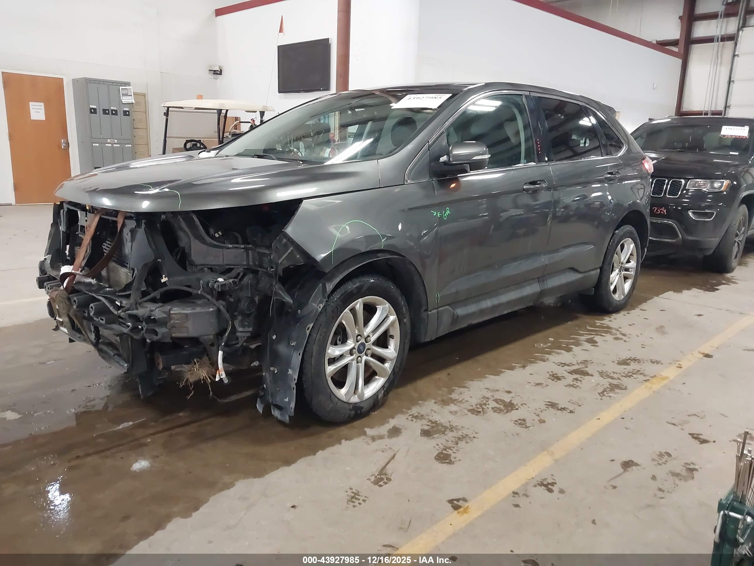 FORD EDGE image 2
