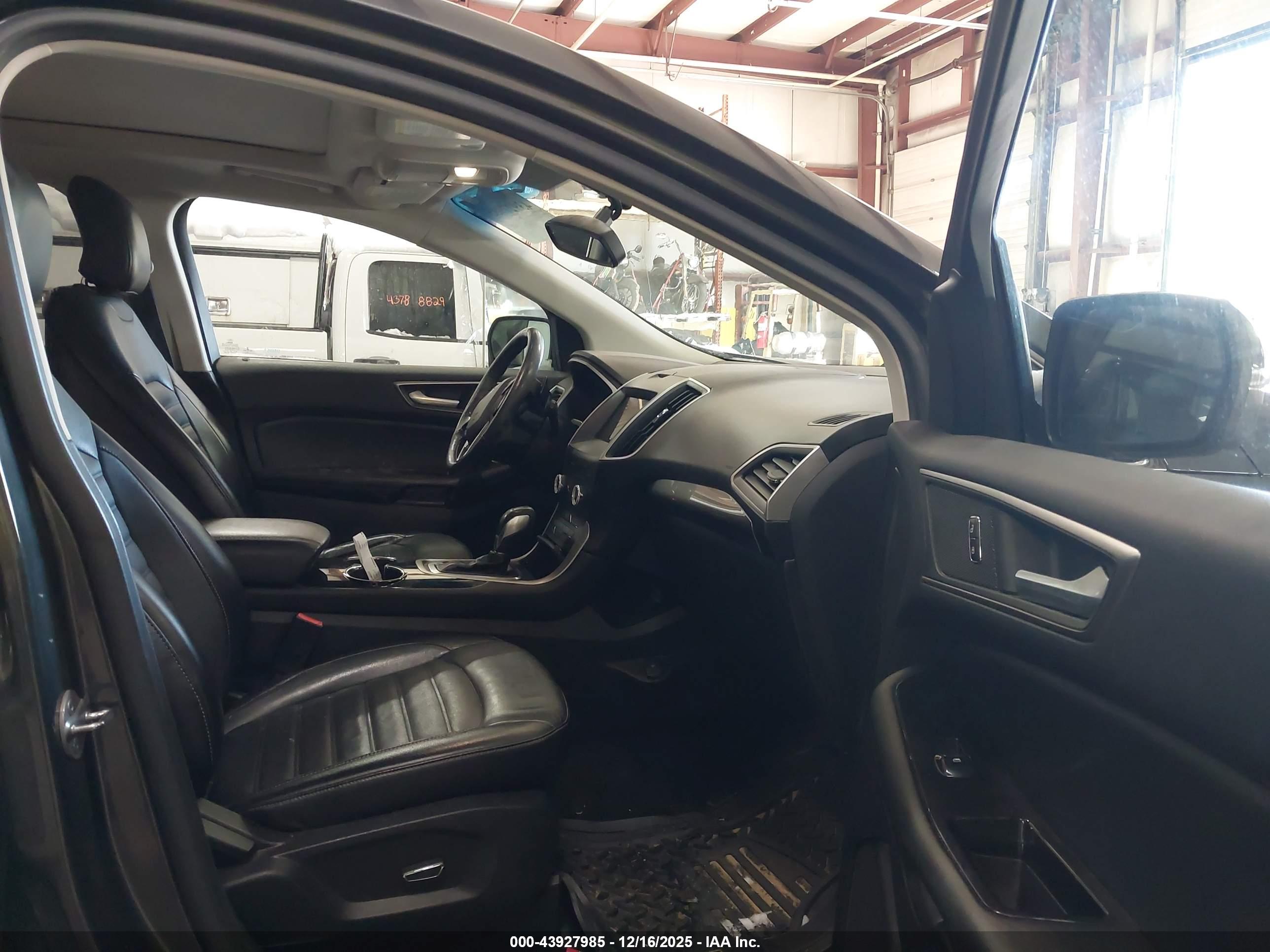 FORD EDGE image 5