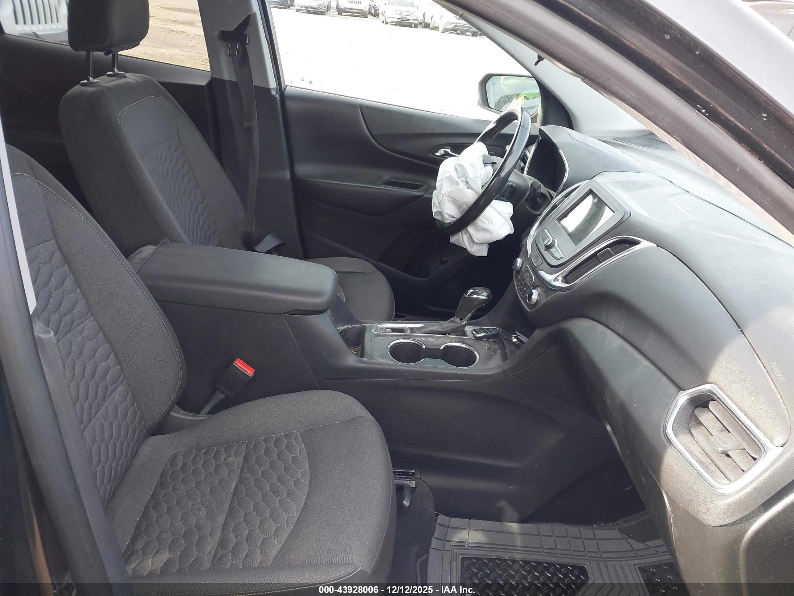 CHEVROLET EQUINOX image 5