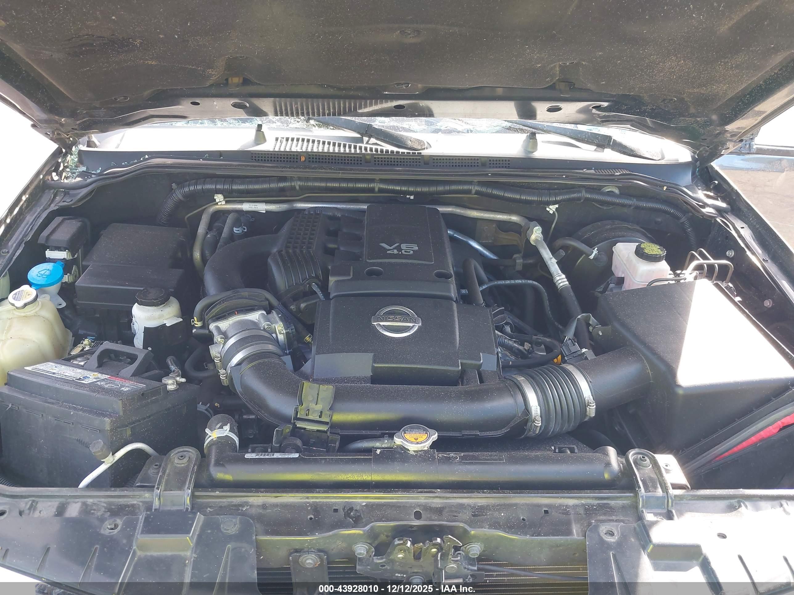 NISSAN FRONTIER image 10