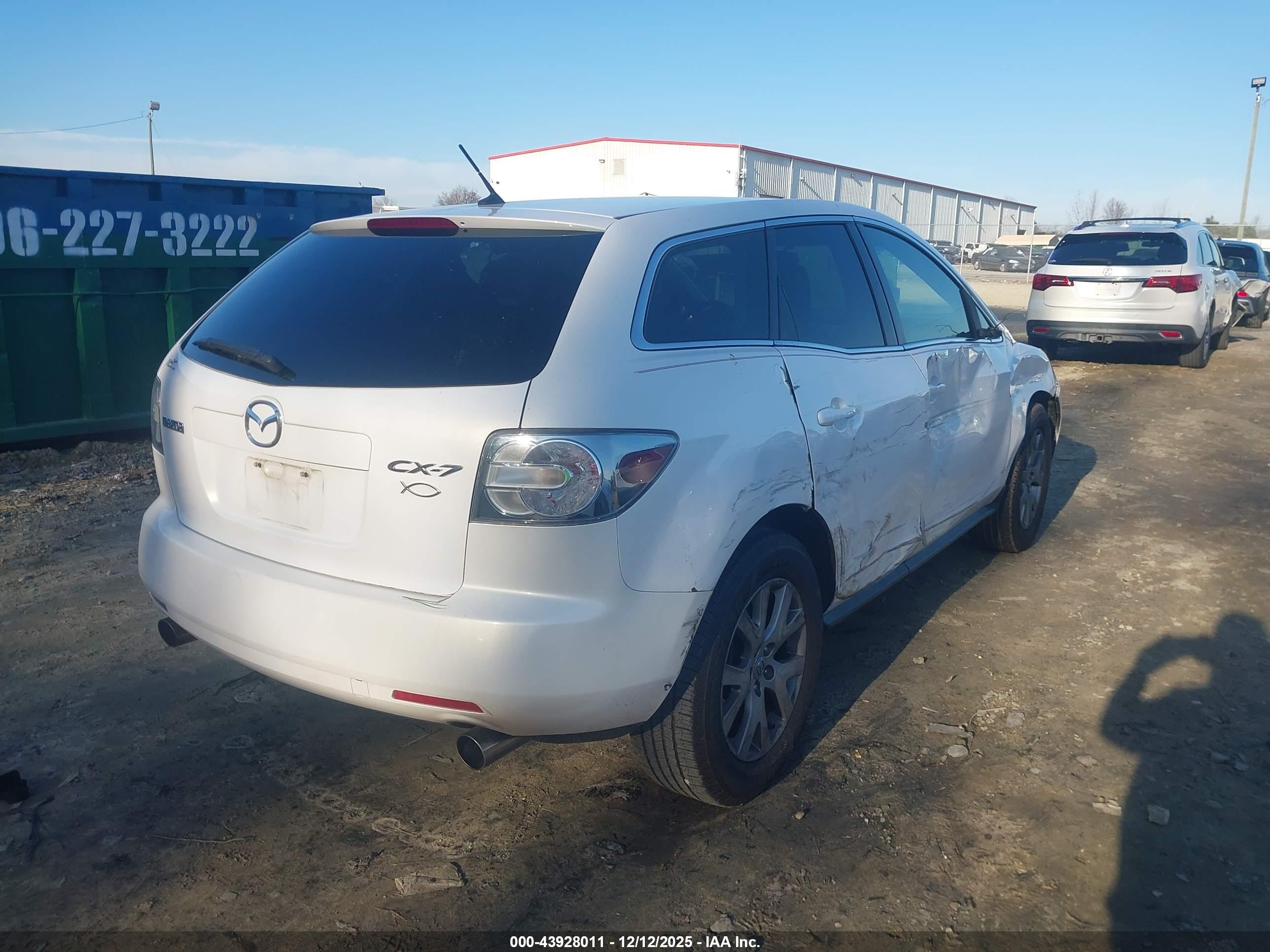 MAZDA CX-7 image 4