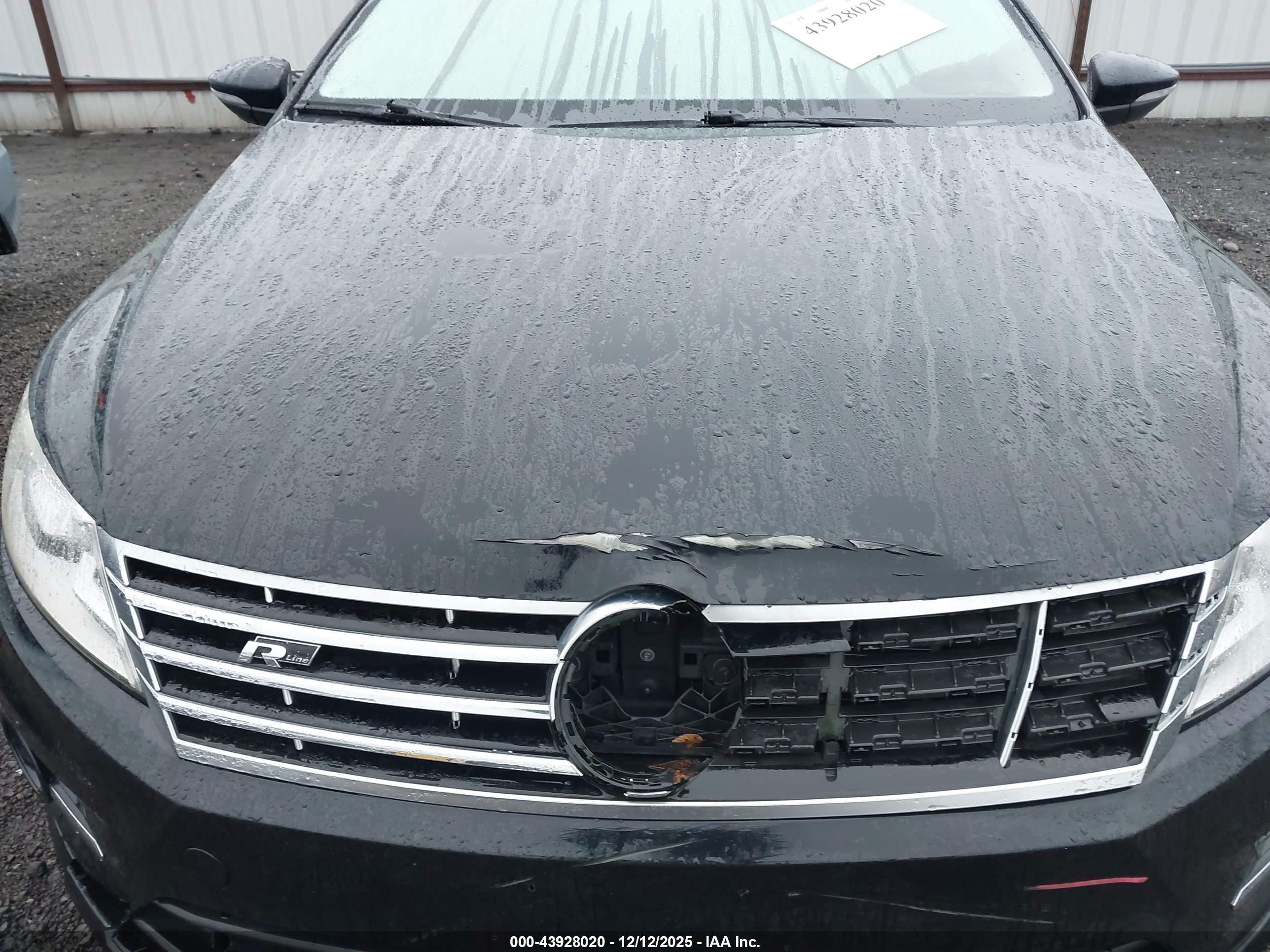 VOLKSWAGEN CC image 6