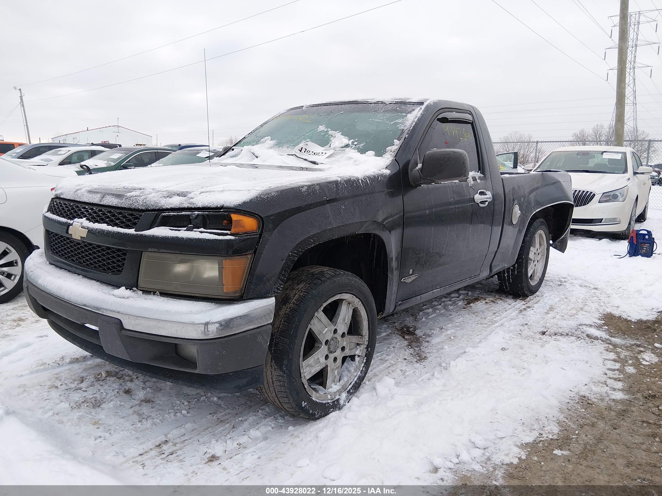 CHEVROLET COLORADO image 2
