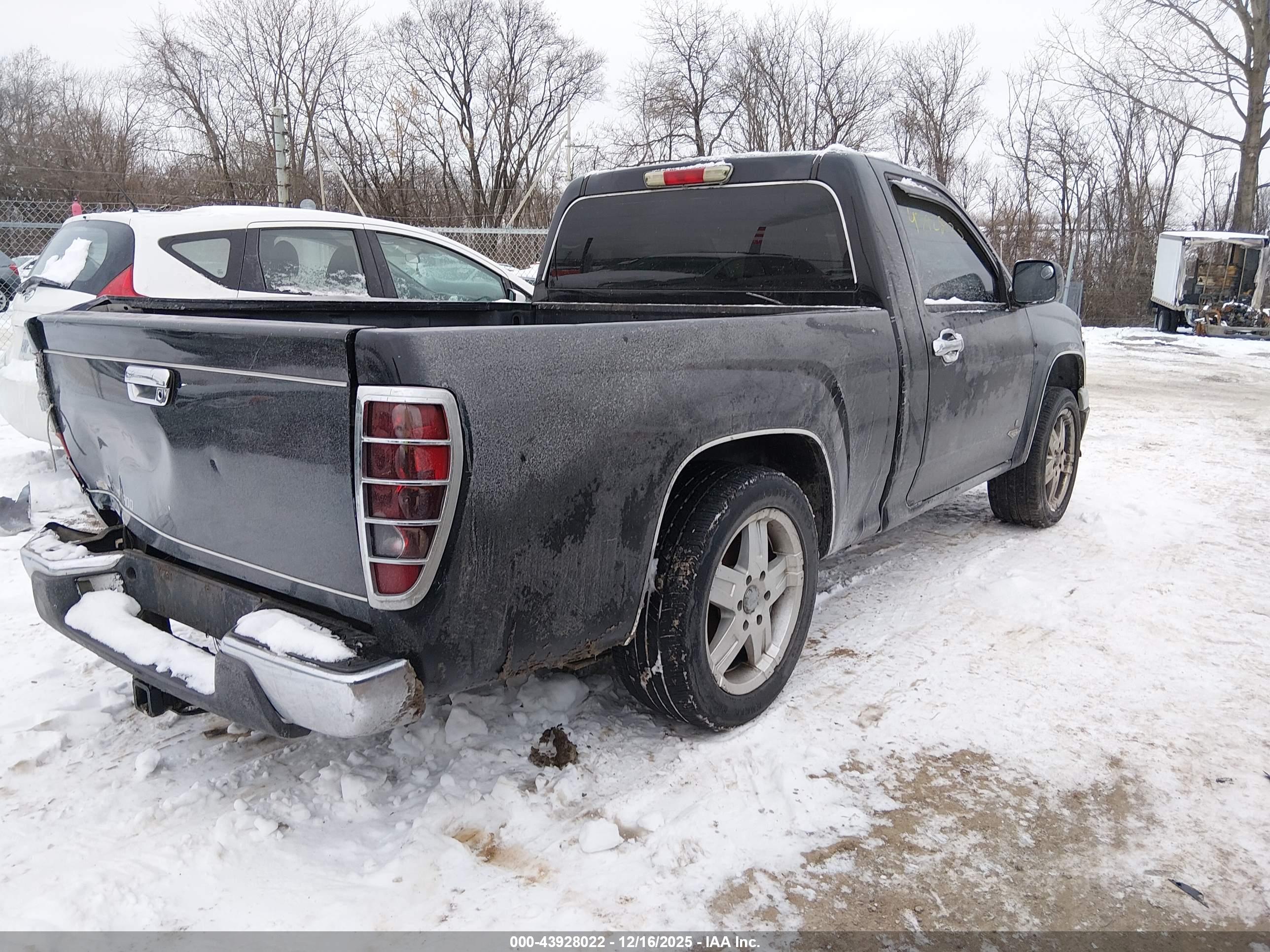 CHEVROLET COLORADO image 4