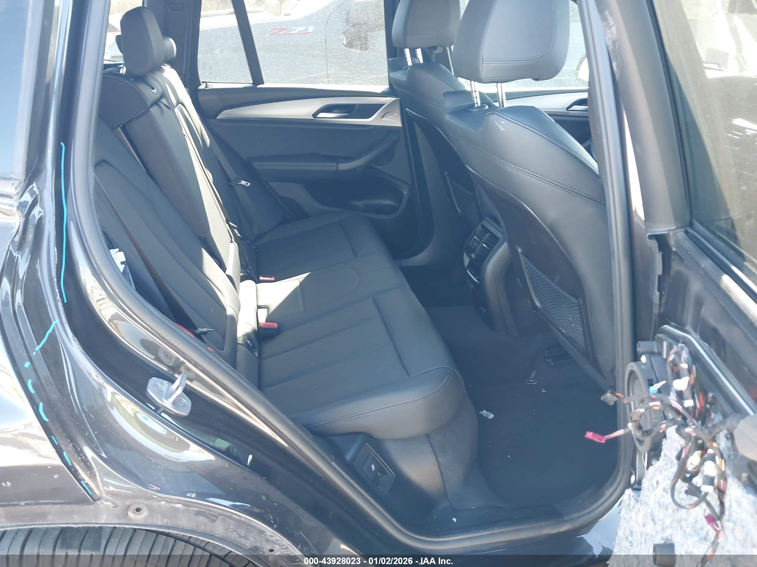 BMW X3 image 8