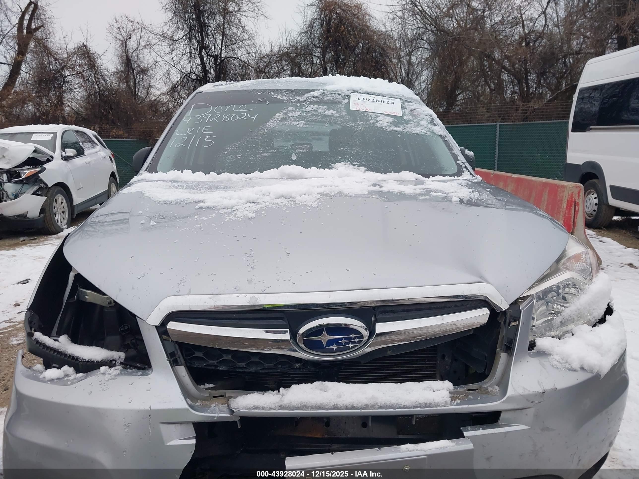 SUBARU FORESTER image 6