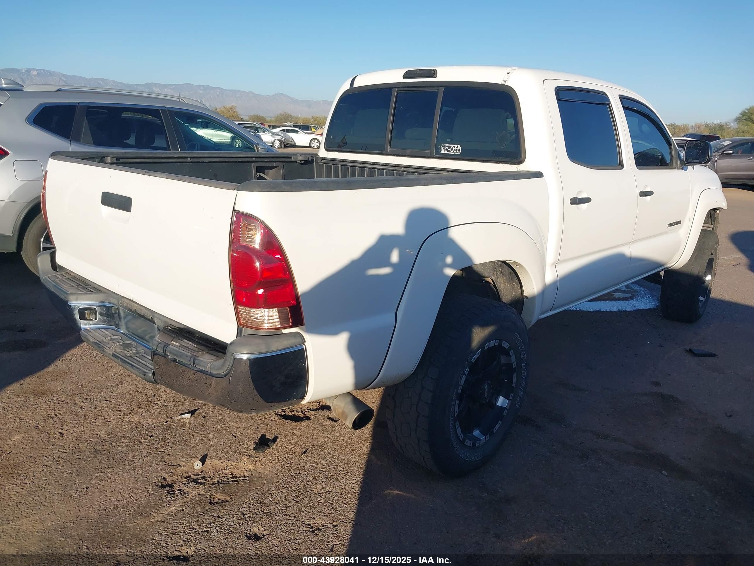 TOYOTA TACOMA image 4